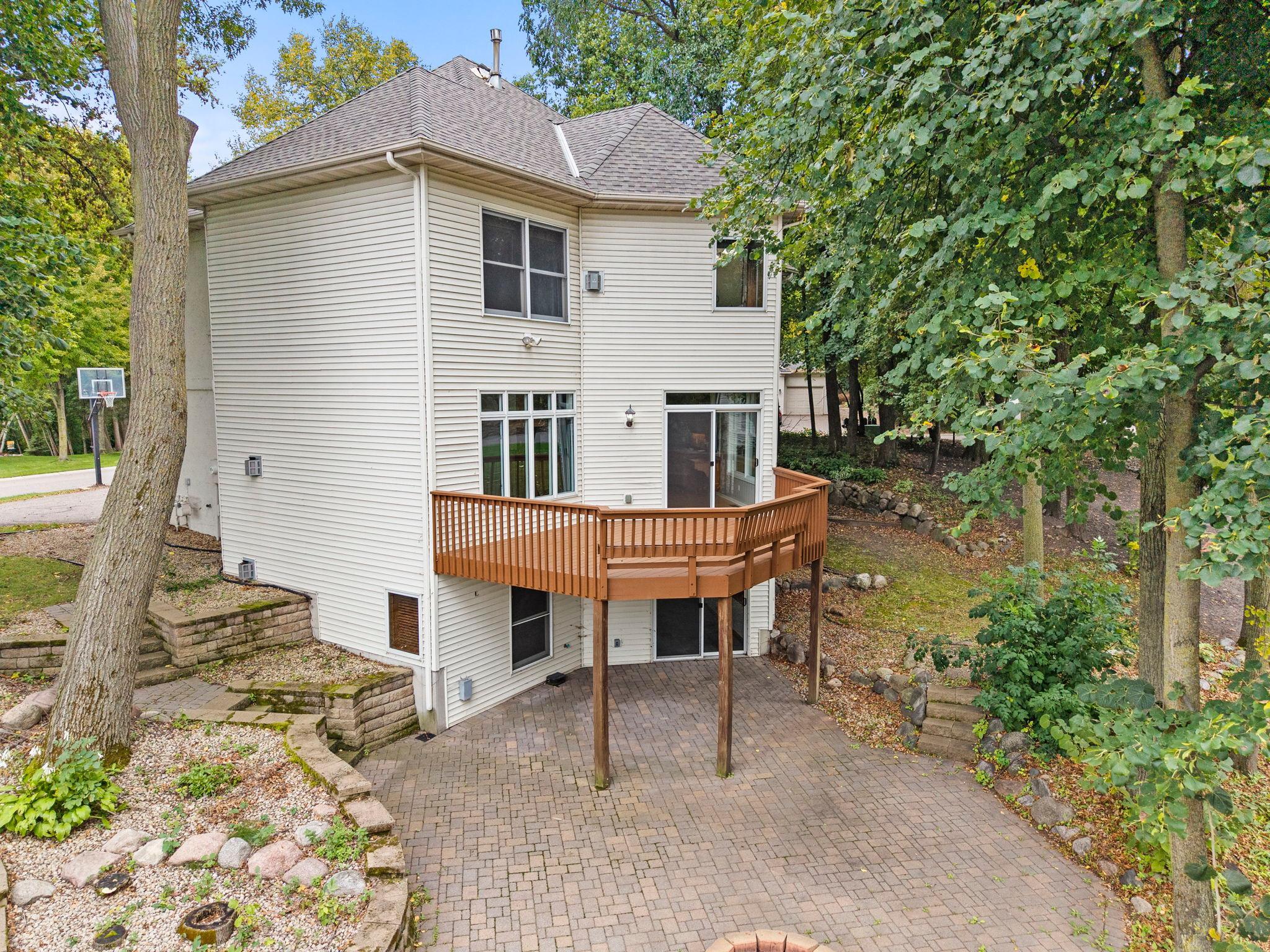 View of Residential at 8915 Umbria Place, Maple Grove MN 55311, Maple Grove (61 of 78) - Mike Wilen | Minnesota Team Real Estate