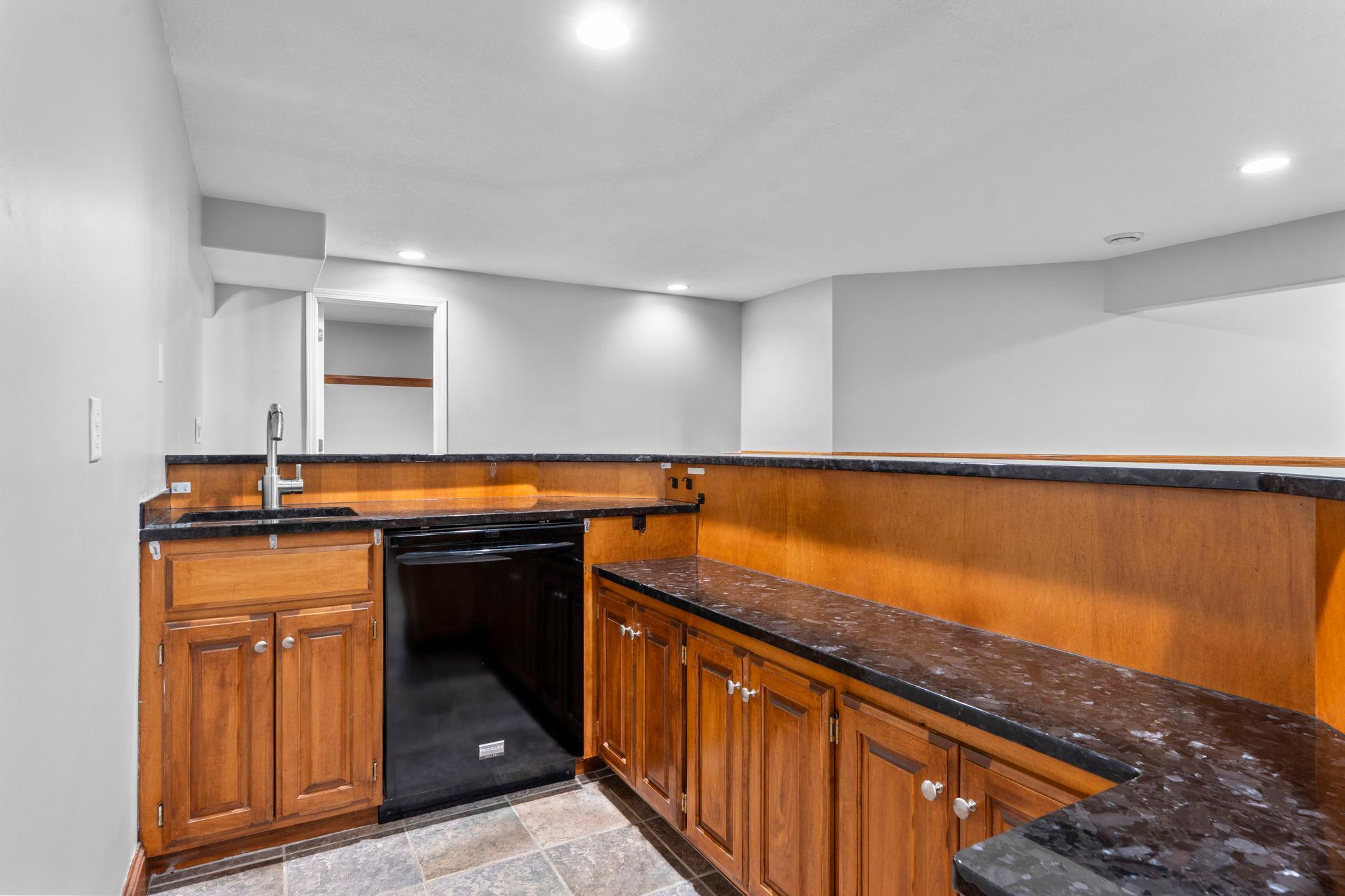 View of Residential at 8915 Umbria Place, Maple Grove MN 55311, Maple Grove (36 of 78) - Mike Wilen | Minnesota Team Real Estate