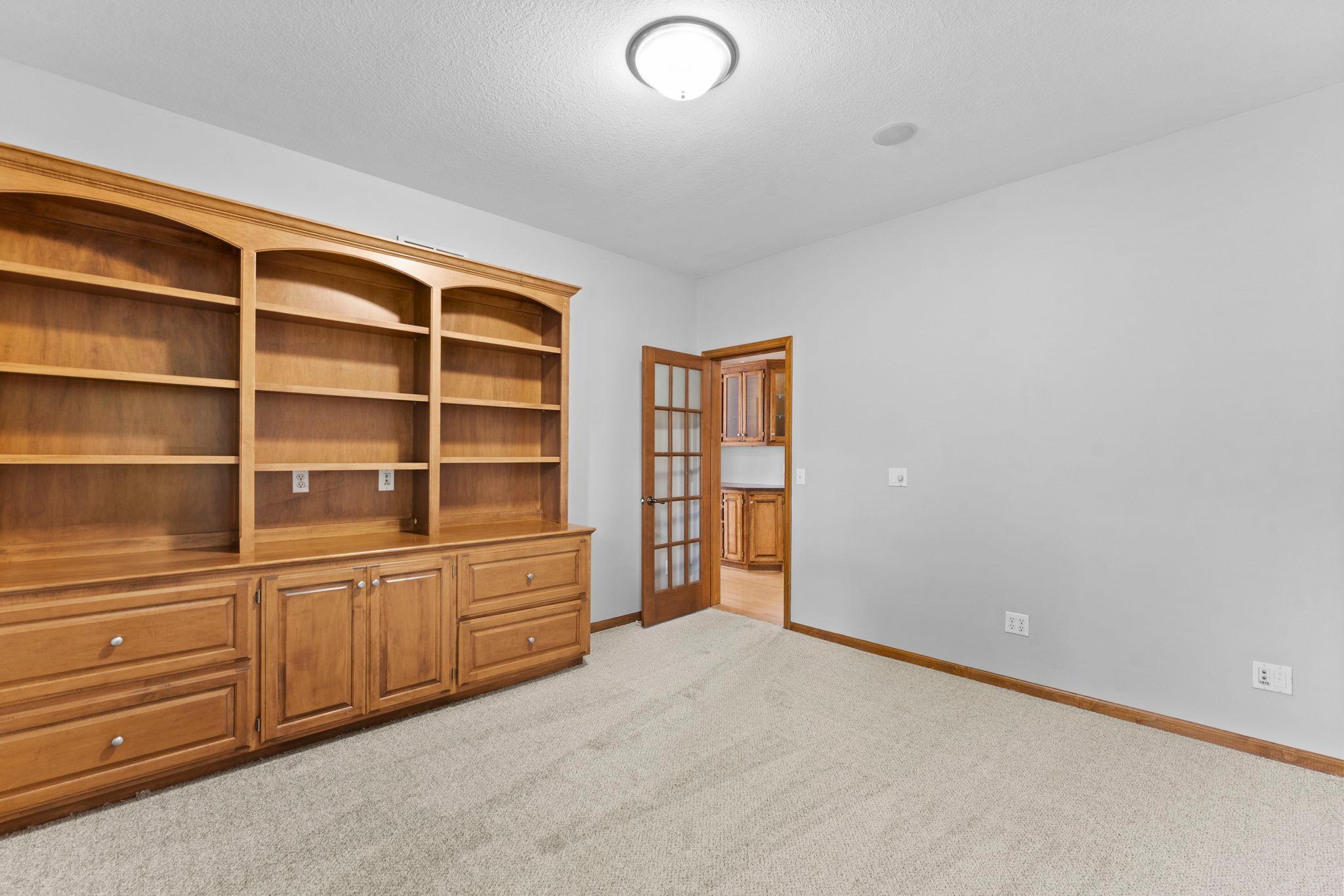 View of Residential at 8915 Umbria Place, Maple Grove MN 55311, Maple Grove (12 of 23) - Mike Wilen | Minnesota Team Real Estate