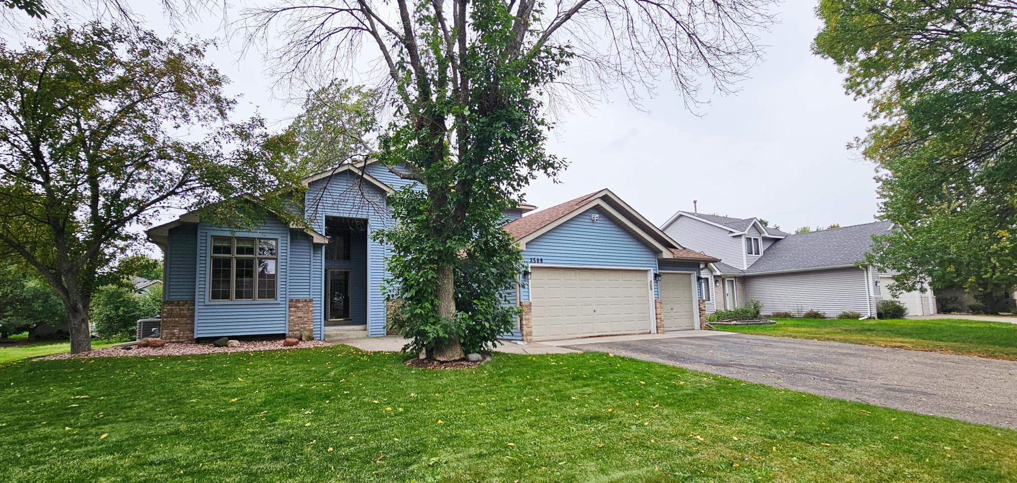 View of Residential at 3509 91st Crescent, Brooklyn Park MN 55443, Brooklyn Park (2 of 41) - Mike Wilen | Minnesota Team Real Estate
