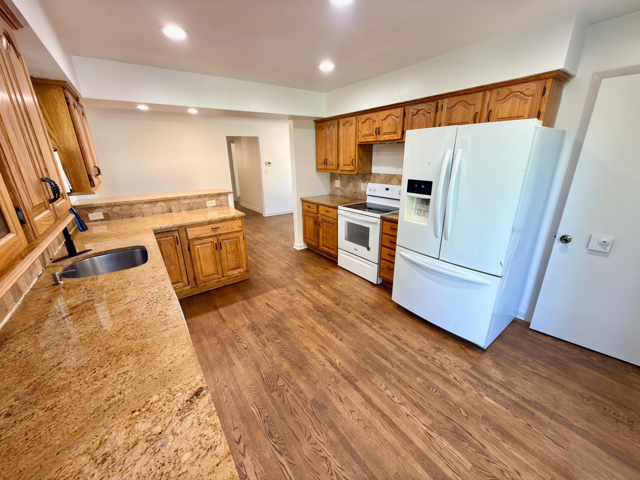 View of Residential at 795 County Road B2, Roseville MN 55113, Roseville (13 of 32) - Mike Wilen | Minnesota Team Real Estate