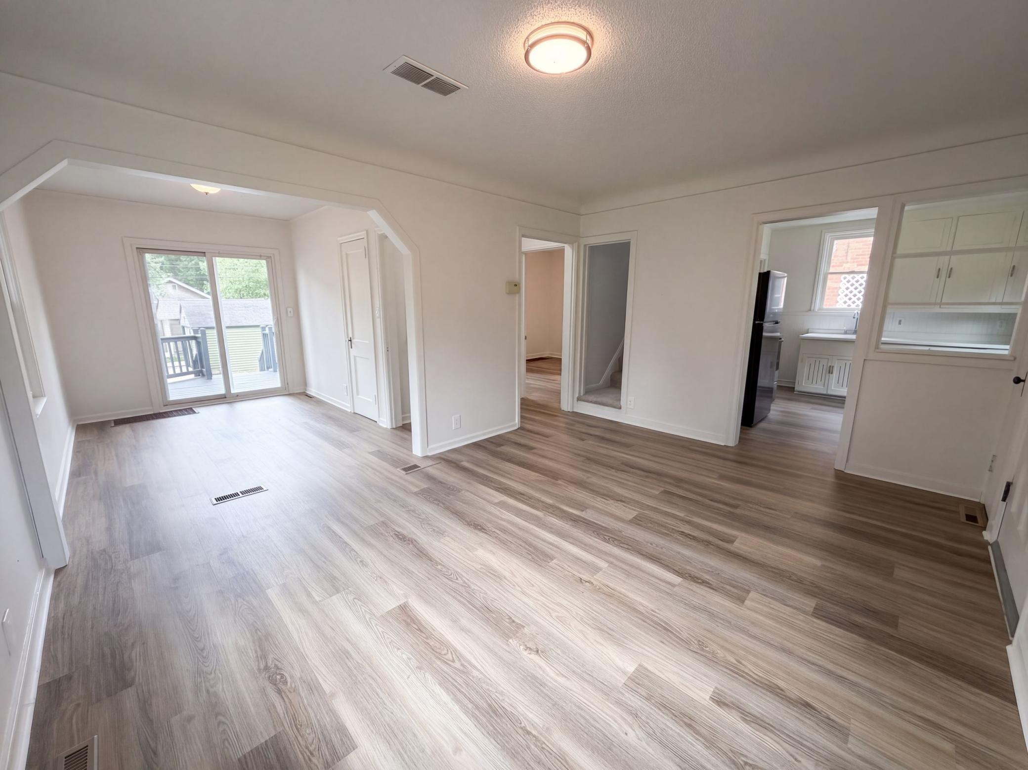 View of Residential at 3419 Queen Avenue, Minneapolis MN 55412, Minneapolis (8 of 23) - Mike Wilen | Minnesota Team Real Estate