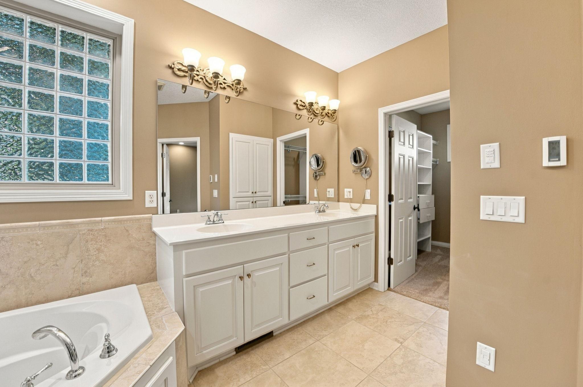 View of Residential at 10324 Xylite Street, Blaine MN 55449, Blaine (30 of 46) - Mike Wilen | Minnesota Team Real Estate