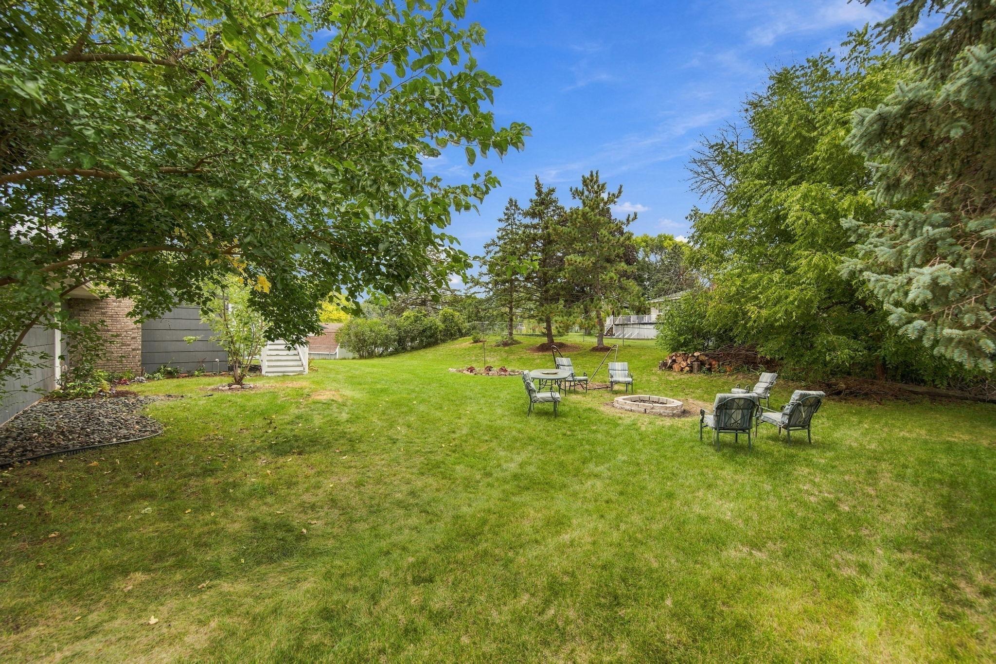 View of Residential at 1709 Cochrane Avenue, Eagan MN 55122, Eagan (29 of 32) - Mike Wilen | Minnesota Team Real Estate