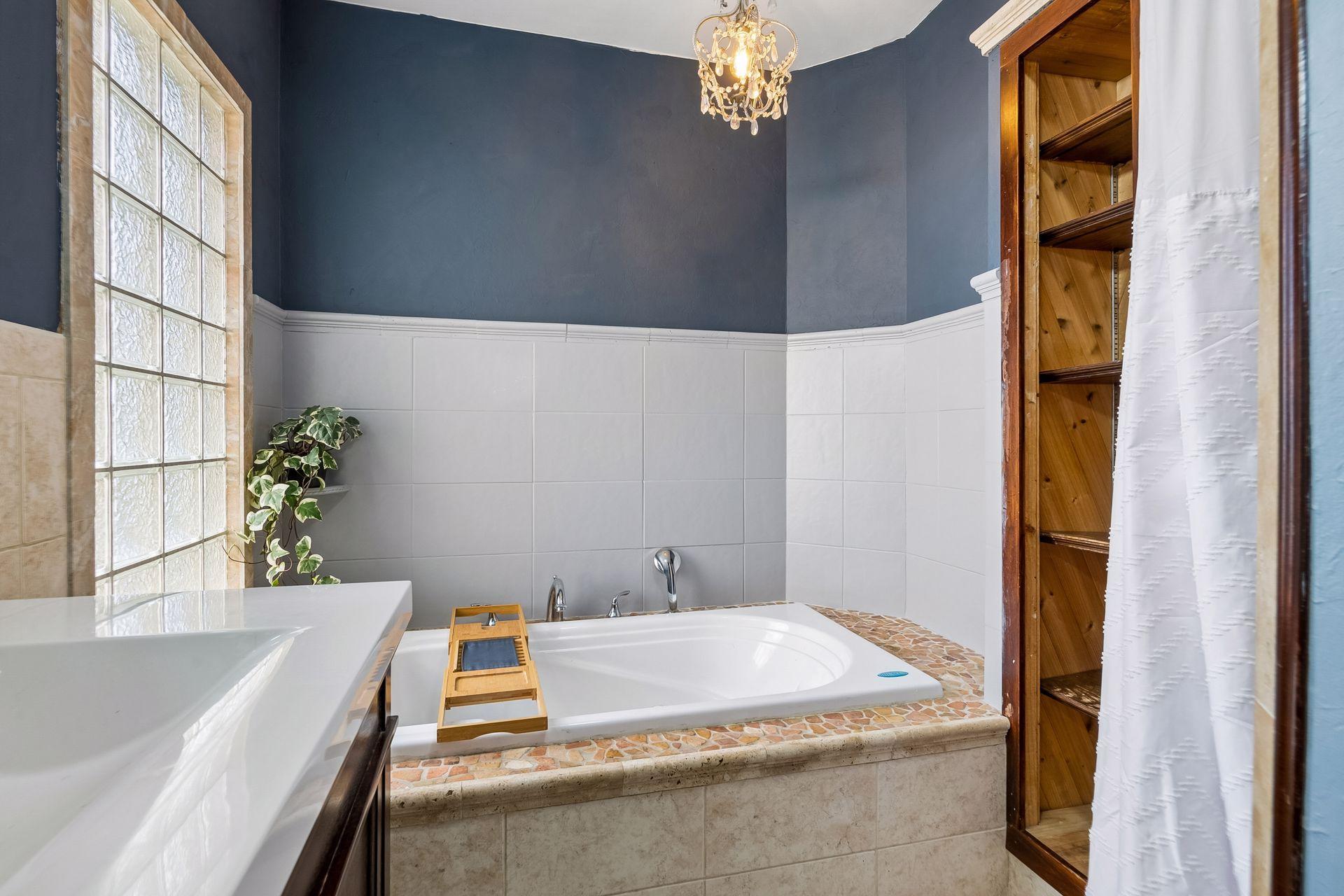 View of Residential at 4106 Vincent Avenue, Minneapolis MN 55412, Minneapolis (25 of 39) - Mike Wilen | Minnesota Team Real Estate