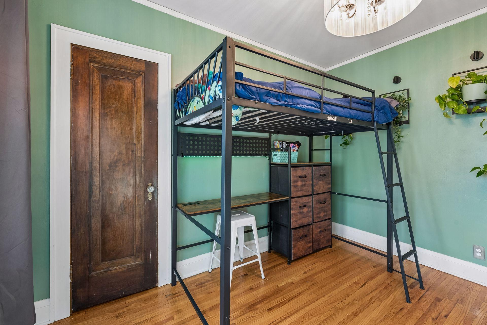 View of Residential at 4106 Vincent Avenue, Minneapolis MN 55412, Minneapolis (23 of 39) - Mike Wilen | Minnesota Team Real Estate