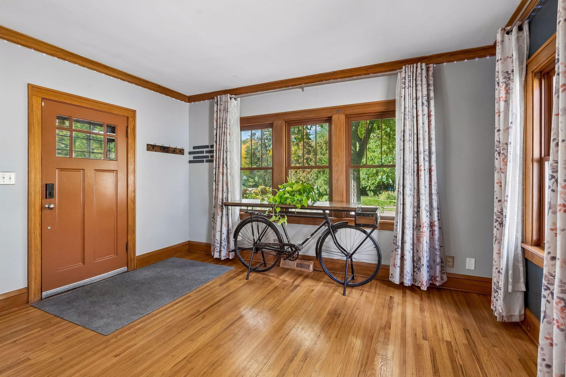 View of Residential at 4106 Vincent Avenue, Minneapolis MN 55412, Minneapolis (5 of 39) - Mike Wilen | Minnesota Team Real Estate