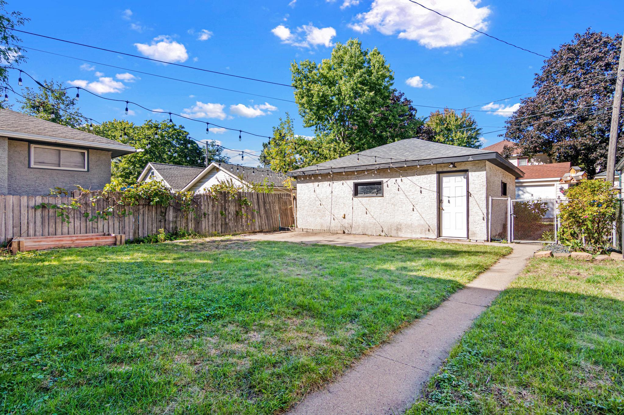 View of Residential at 2171 Juno Avenue, Saint Paul MN 55116, Saint Paul (35 of 45) - Mike Wilen | Minnesota Team Real Estate
