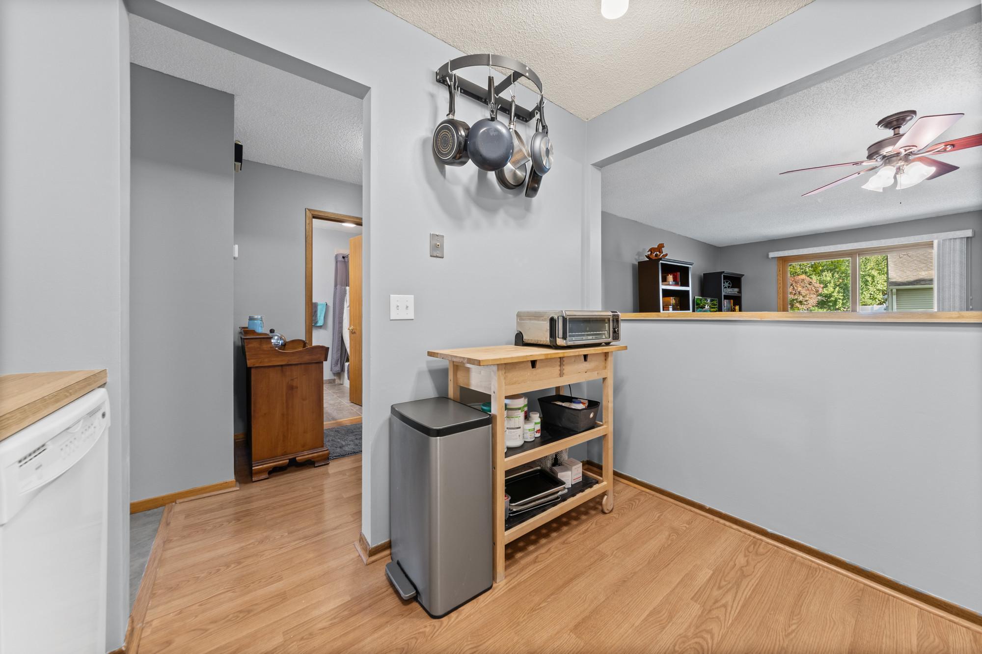 View of Residential at 14872 Embry Path, Apple Valley MN 55124, Apple Valley (10 of 48) - Mike Wilen | Minnesota Team Real Estate