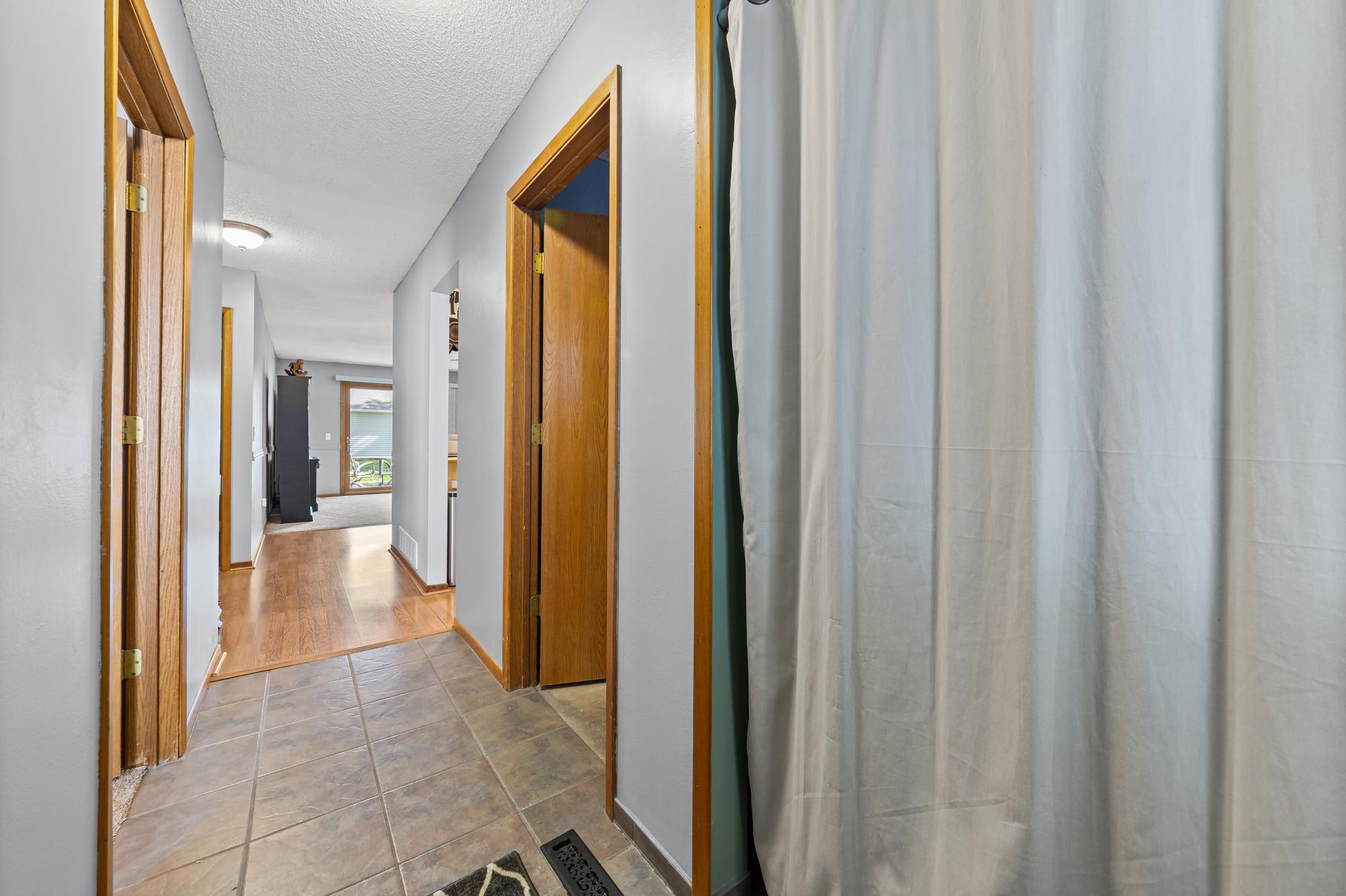 View of Residential at 14872 Embry Path, Apple Valley MN 55124, Apple Valley (19 of 48) - Mike Wilen | Minnesota Team Real Estate