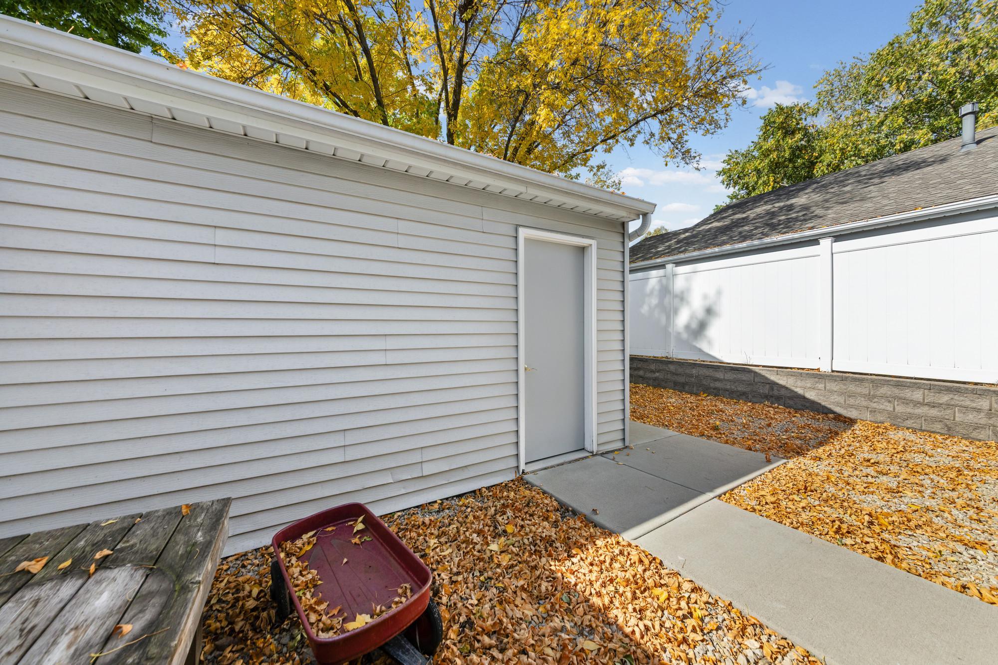 View of Residential at 14872 Embry Path, Apple Valley MN 55124, Apple Valley (40 of 48) - Mike Wilen | Minnesota Team Real Estate