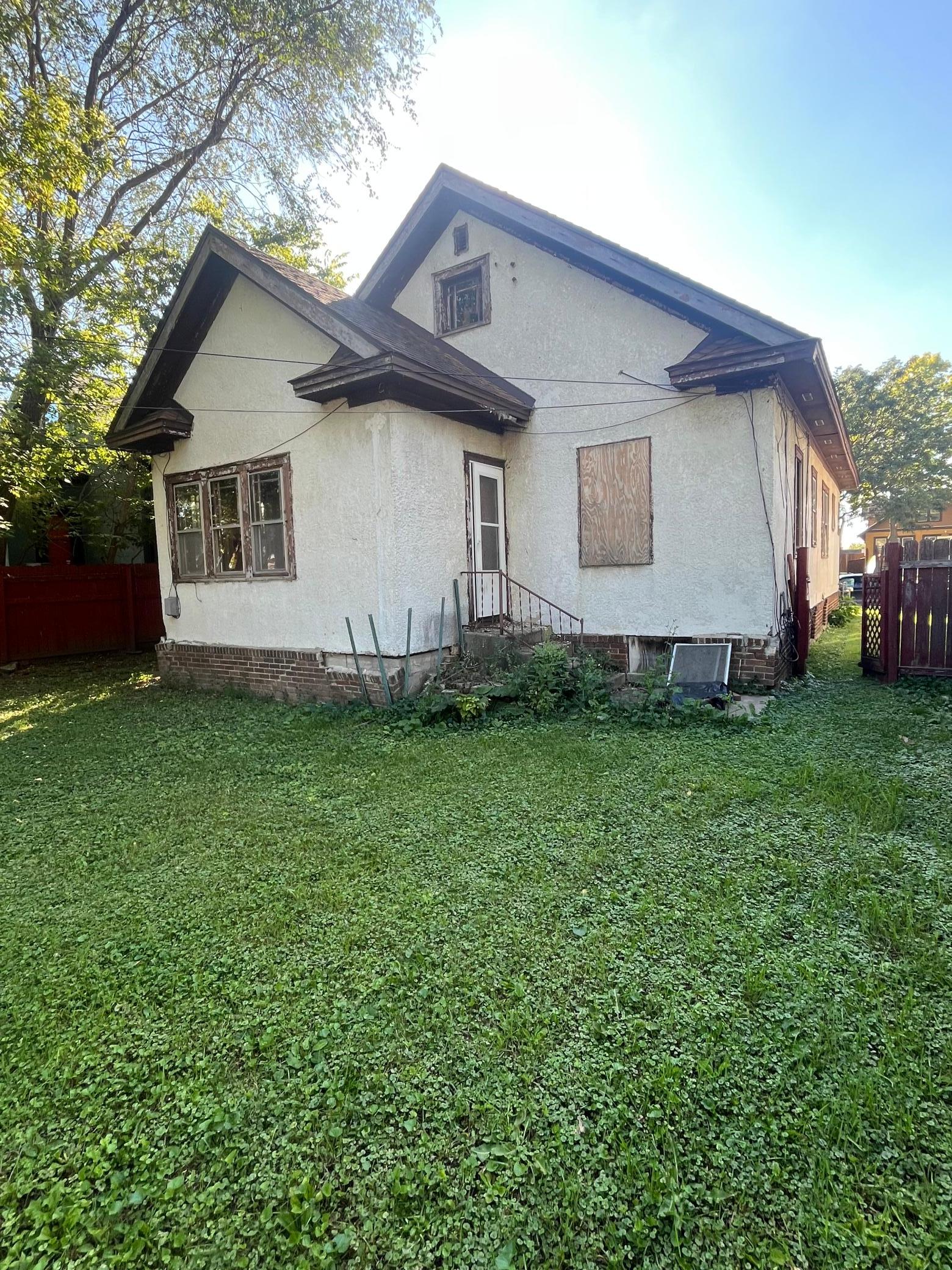 View of Residential at 1020 Vincent Avenue, Minneapolis MN 55411, Minneapolis (3 of 4) - Mike Wilen | Minnesota Team Real Estate