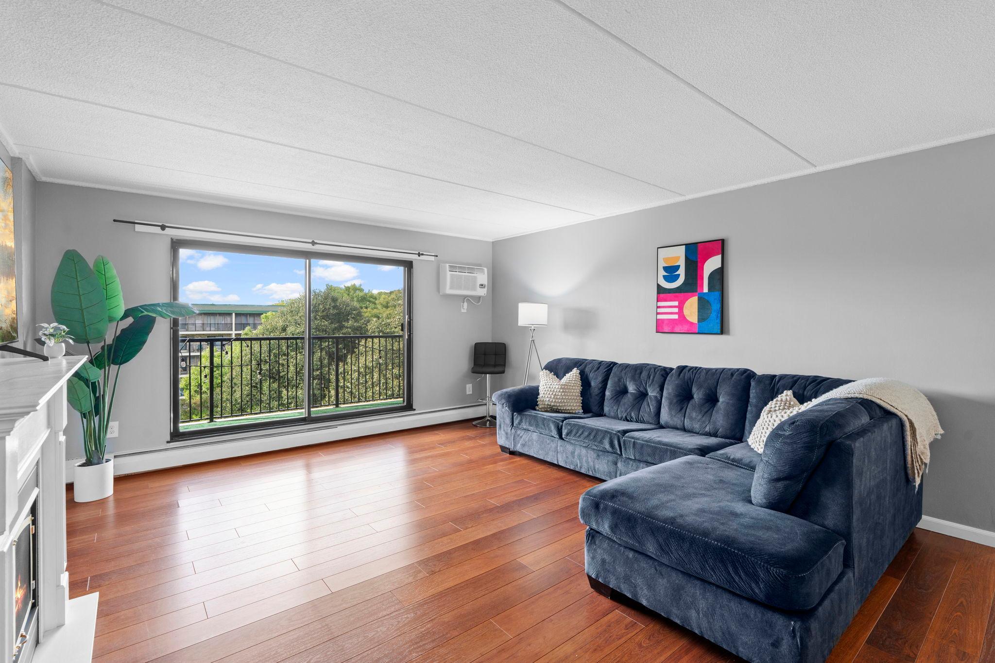 View of Residential at 10501 Cedar Lake Road #512, Minnetonka MN 55305, Minnetonka (12 of 41) - Mike Wilen | Minnesota Team Real Estate