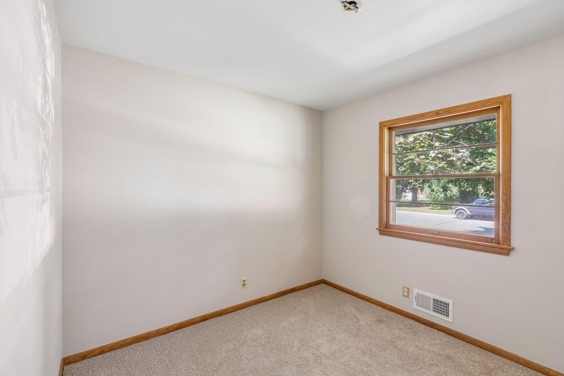 View of Residential at 4243 Douglas Drive, Crystal MN 55422, Crystal (22 of 42) - Mike Wilen | Minnesota Team Real Estate