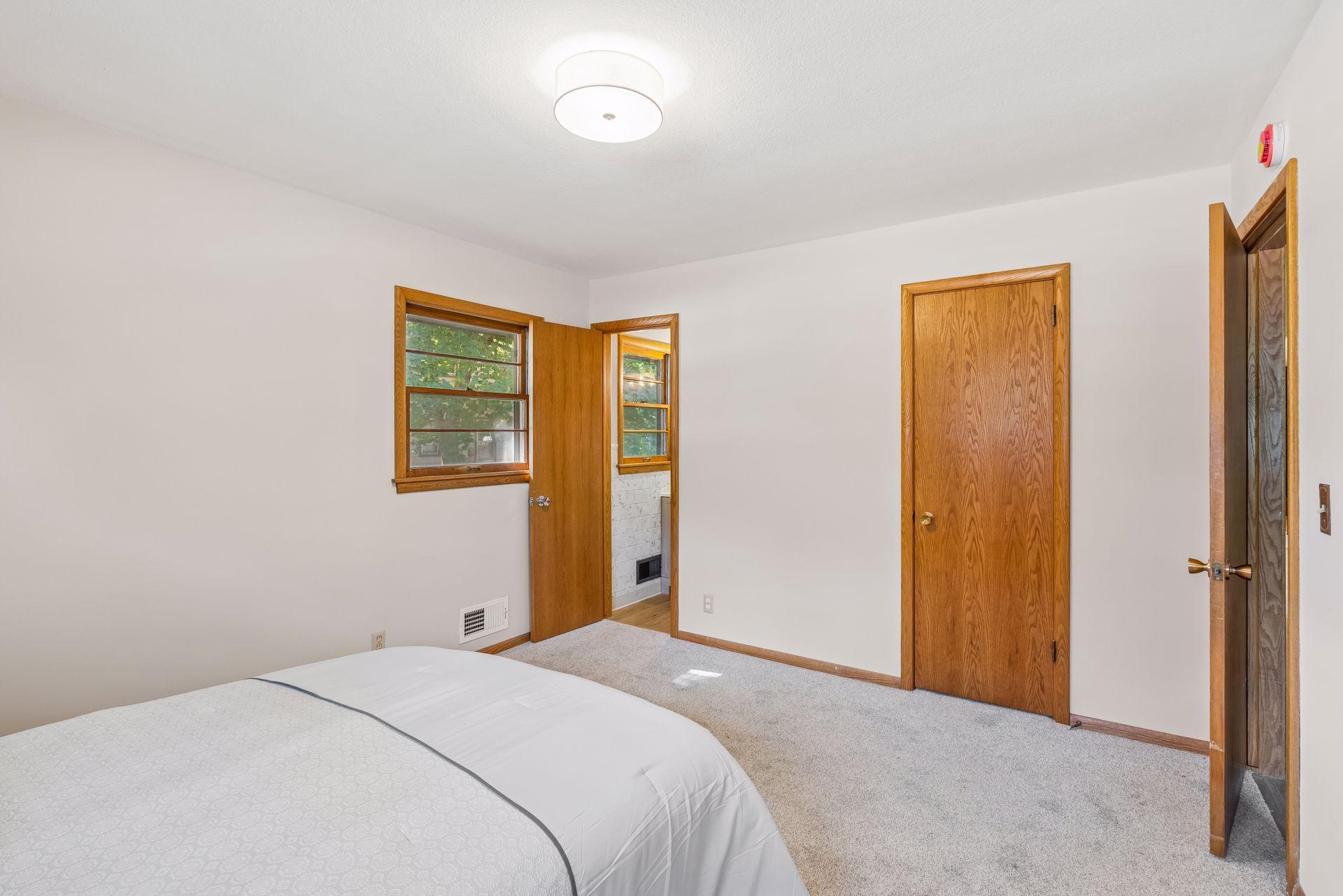 View of Residential at 4243 Douglas Drive, Crystal MN 55422, Crystal (18 of 42) - Mike Wilen | Minnesota Team Real Estate