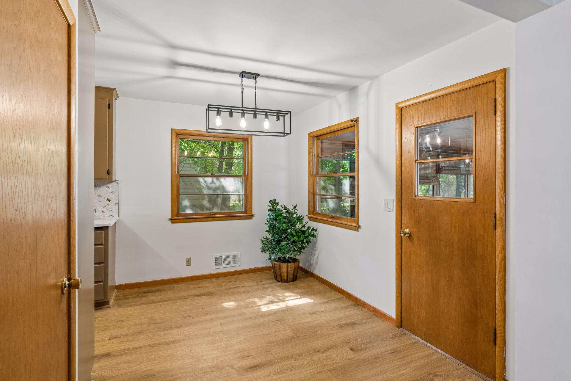View of Residential at 4243 Douglas Drive, Crystal MN 55422, Crystal (10 of 42) - Mike Wilen | Minnesota Team Real Estate