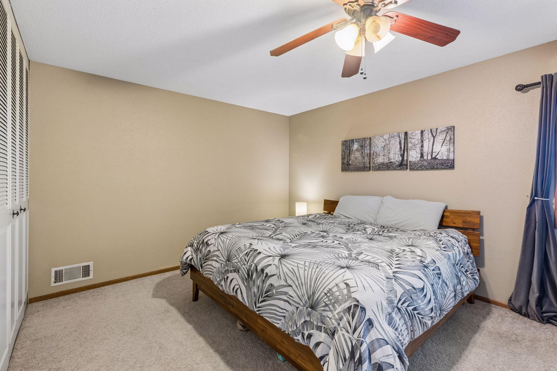 View of Residential at 7227 Franklin Avenue, Saint Louis Park MN 55426, Saint Louis Park (23 of 29) - Mike Wilen | Minnesota Team Real Estate