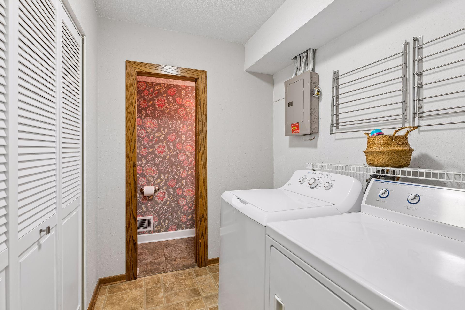View of Residential at 7227 Franklin Avenue, Saint Louis Park MN 55426, Saint Louis Park (17 of 29) - Mike Wilen | Minnesota Team Real Estate