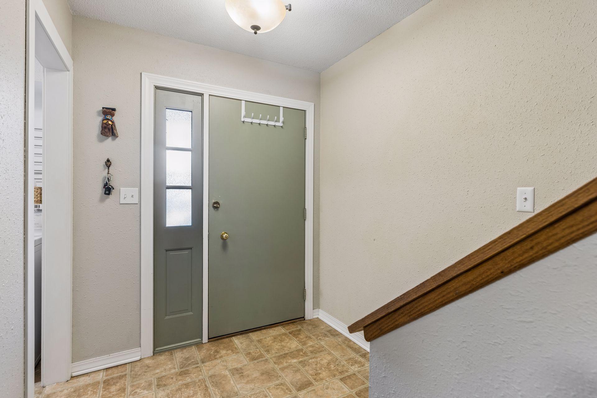 View of Residential at 7227 Franklin Avenue, Saint Louis Park MN 55426, Saint Louis Park (3 of 29) - Mike Wilen | Minnesota Team Real Estate