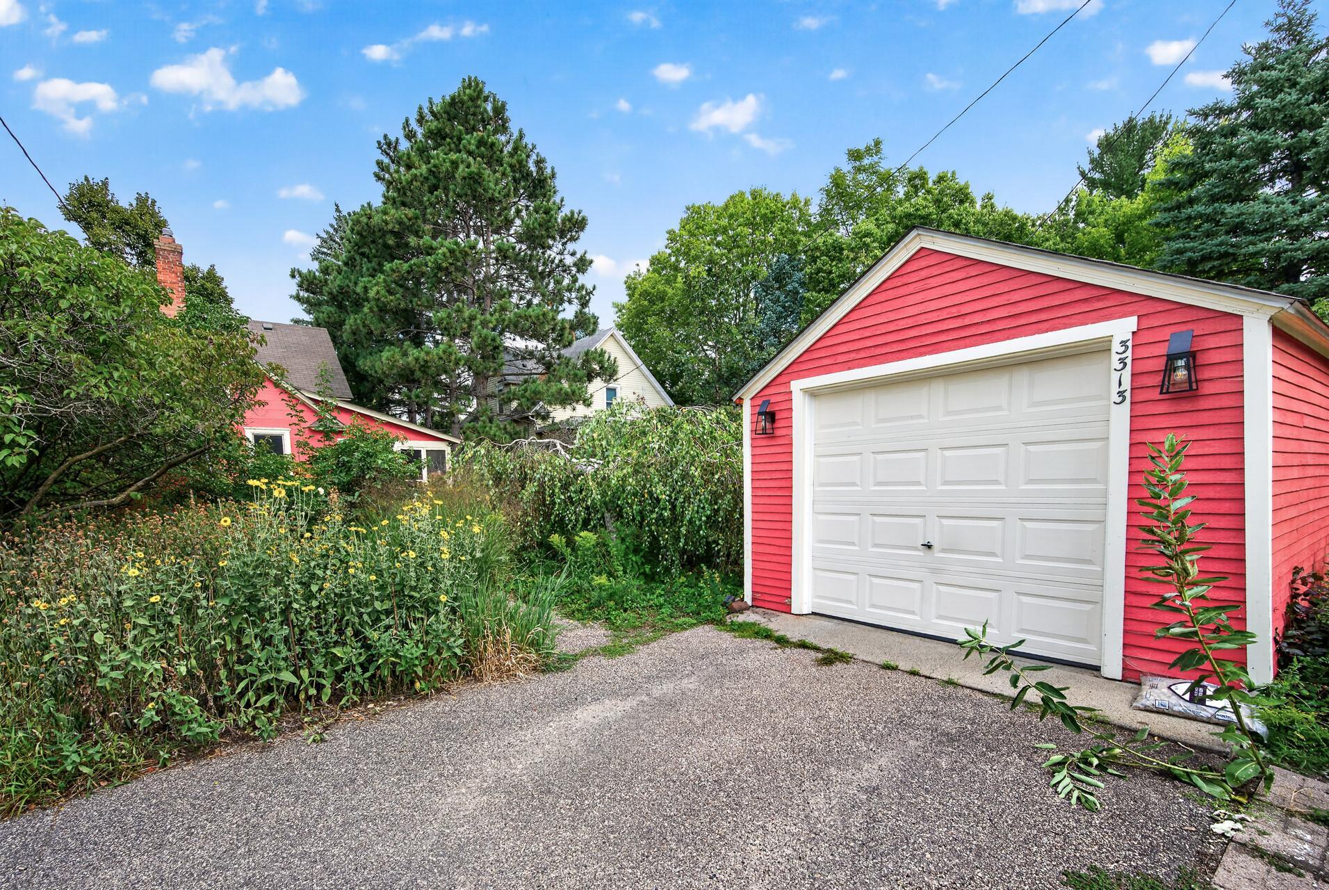 View of Residential at 3313 26th Street, Minneapolis MN 55406, Minneapolis (9 of 10) - Mike Wilen | Minnesota Team Real Estate