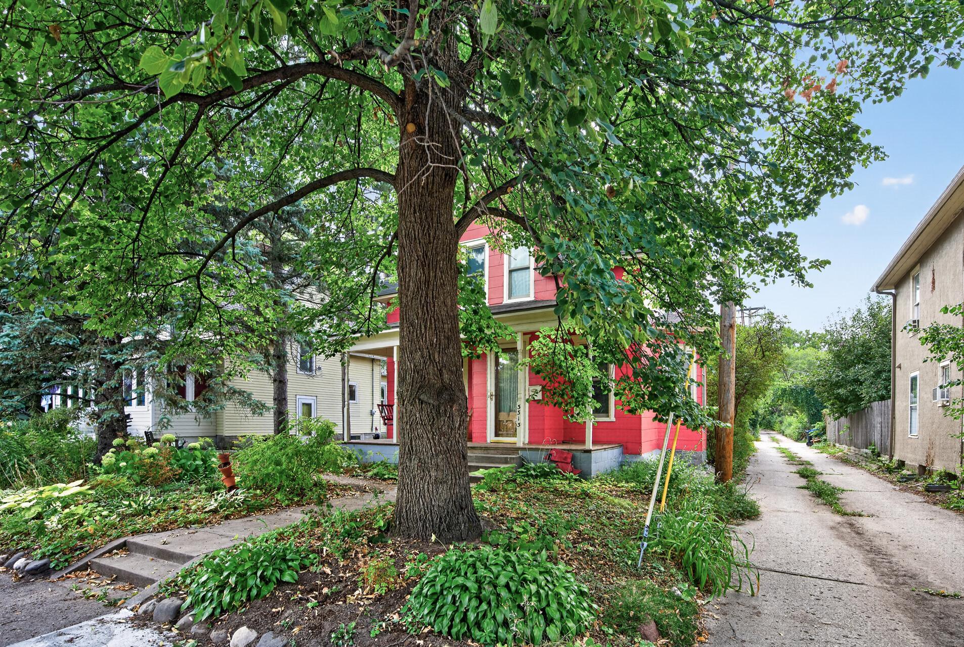 View of Single Family at 3313 26th Street, Minneapolis - Mike Wilen | Minnesota Team Real Estate