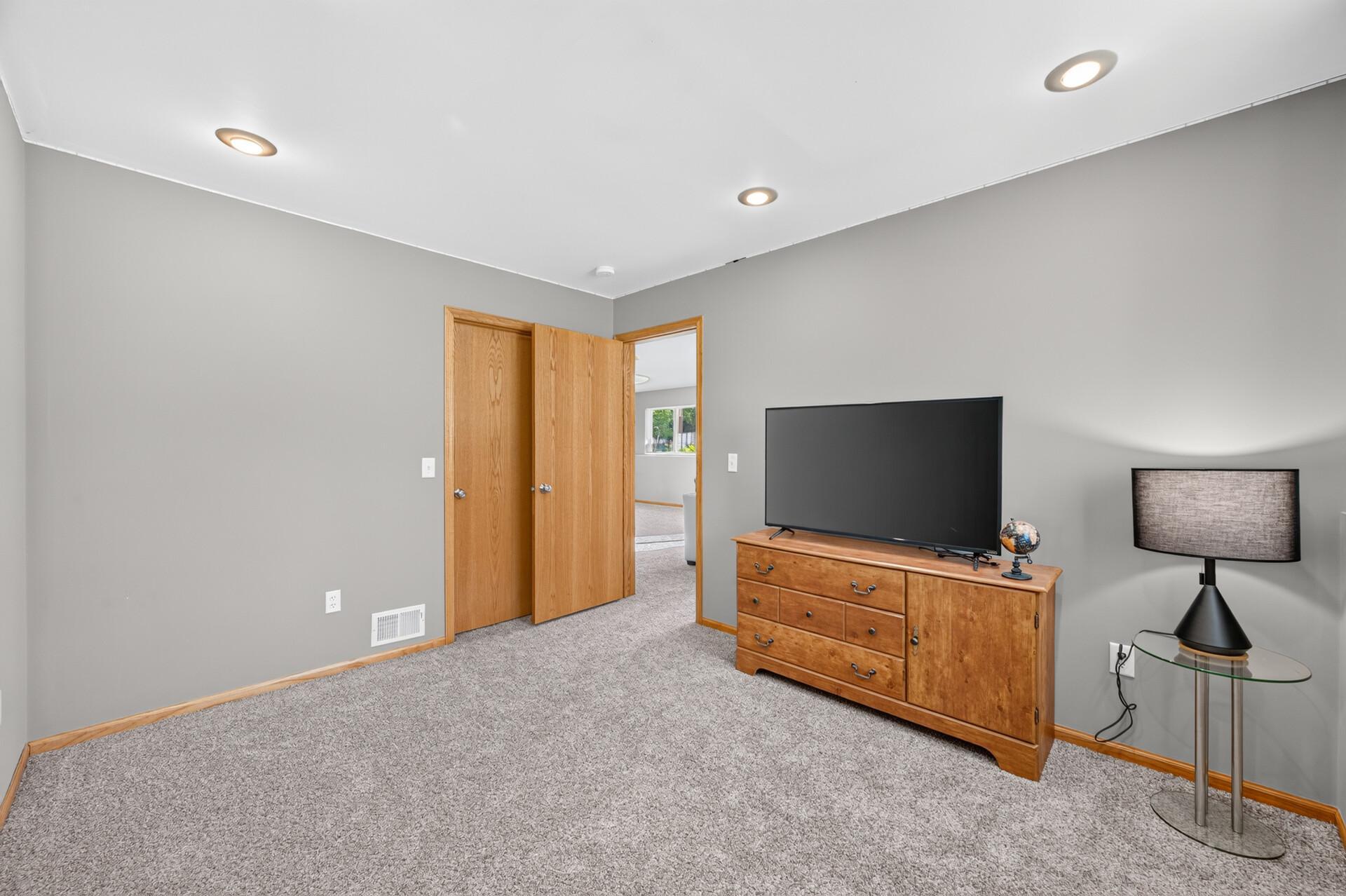 View of Residential at 20365 Eidelweiss Street, Oak Grove MN 55011, Oak Grove (40 of 70) - Mike Wilen | Minnesota Team Real Estate