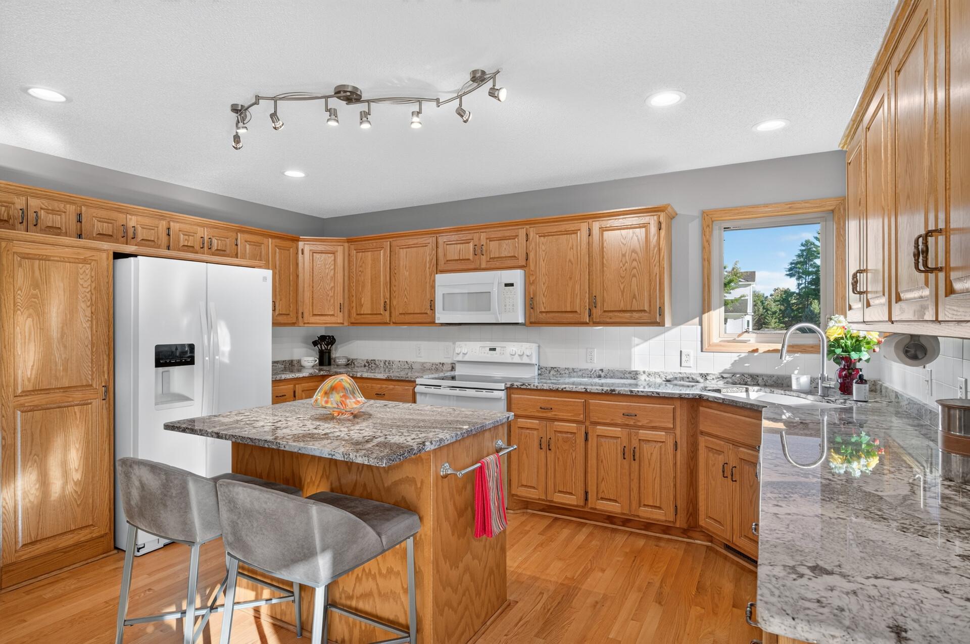 View of Residential at 20365 Eidelweiss Street, Oak Grove MN 55011, Oak Grove (16 of 70) - Mike Wilen | Minnesota Team Real Estate