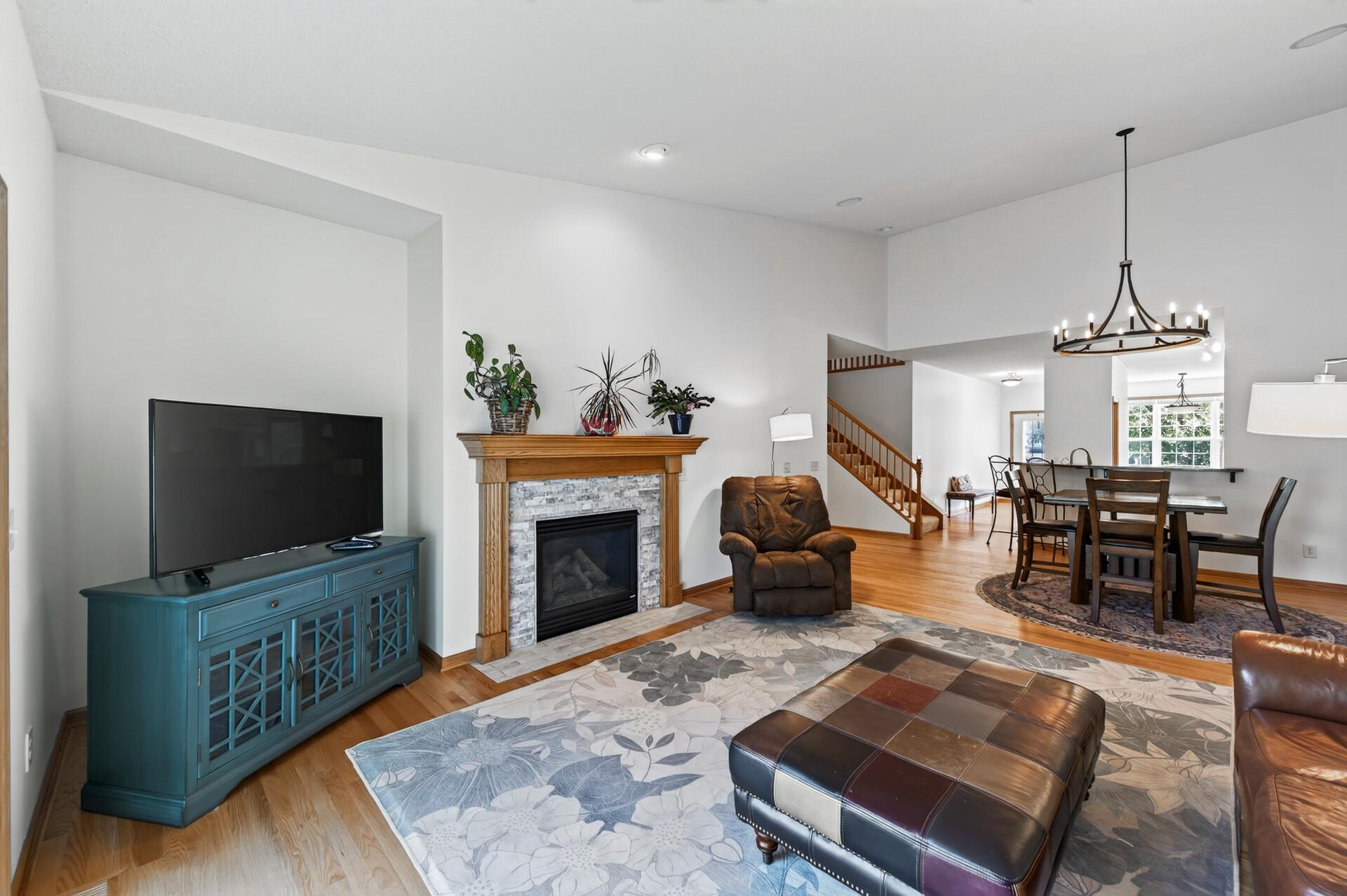 View of Residential at 3896 Darling Drive, Woodbury MN 55125, Woodbury (9 of 32) - Mike Wilen | Minnesota Team Real Estate