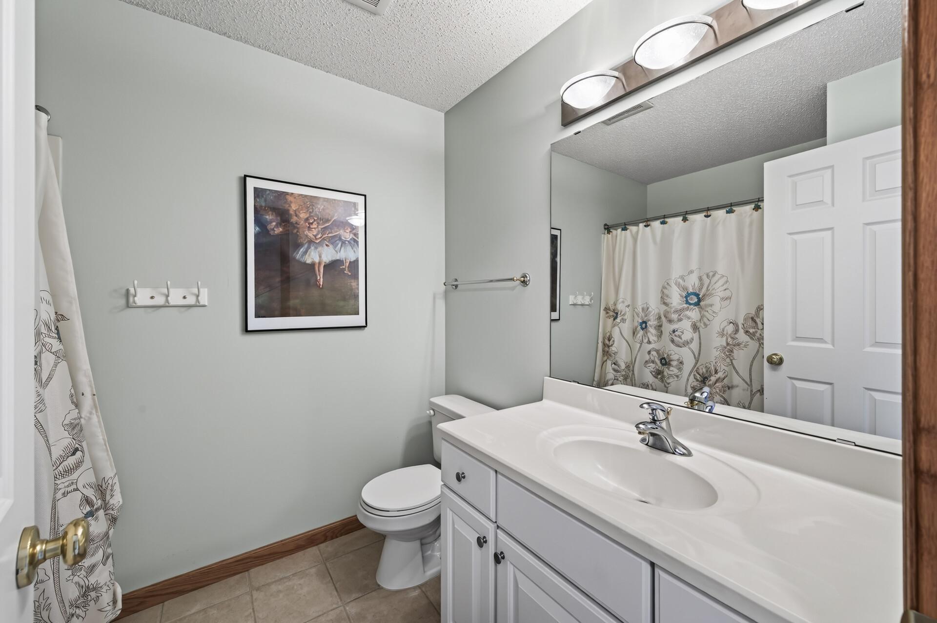 View of Residential at 3896 Darling Drive, Woodbury MN 55125, Woodbury (19 of 32) - Mike Wilen | Minnesota Team Real Estate