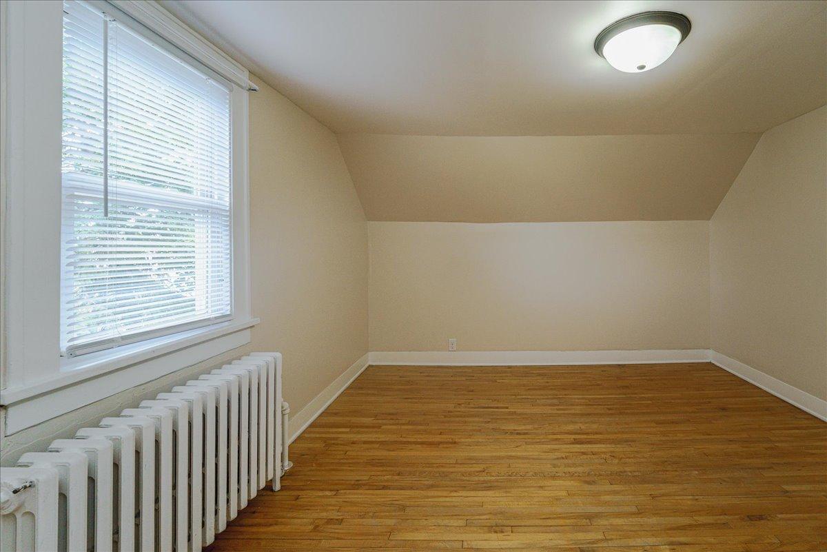 View of Residential at 843 Ivy Avenue, Saint Paul MN 55106, Saint Paul (16 of 27) - Mike Wilen | Minnesota Team Real Estate
