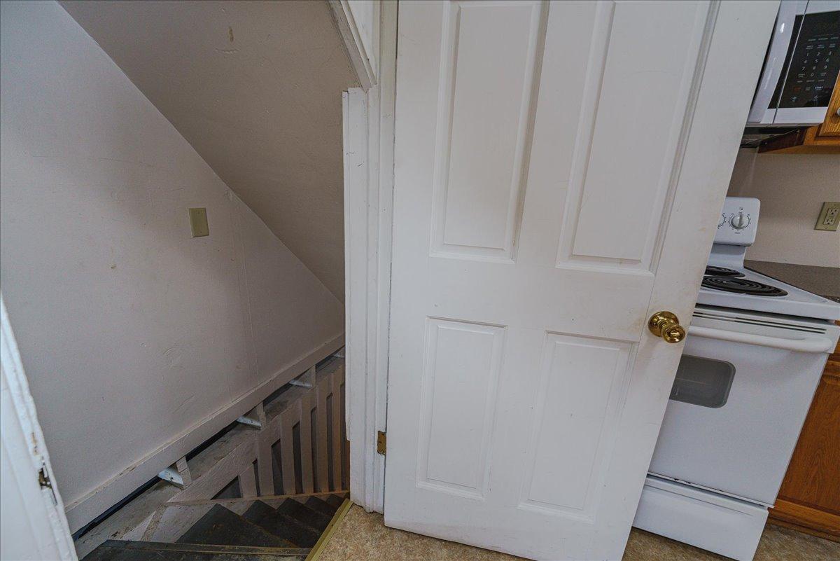 View of Residential at 843 Ivy Avenue, Saint Paul MN 55106, Saint Paul (9 of 27) - Mike Wilen | Minnesota Team Real Estate