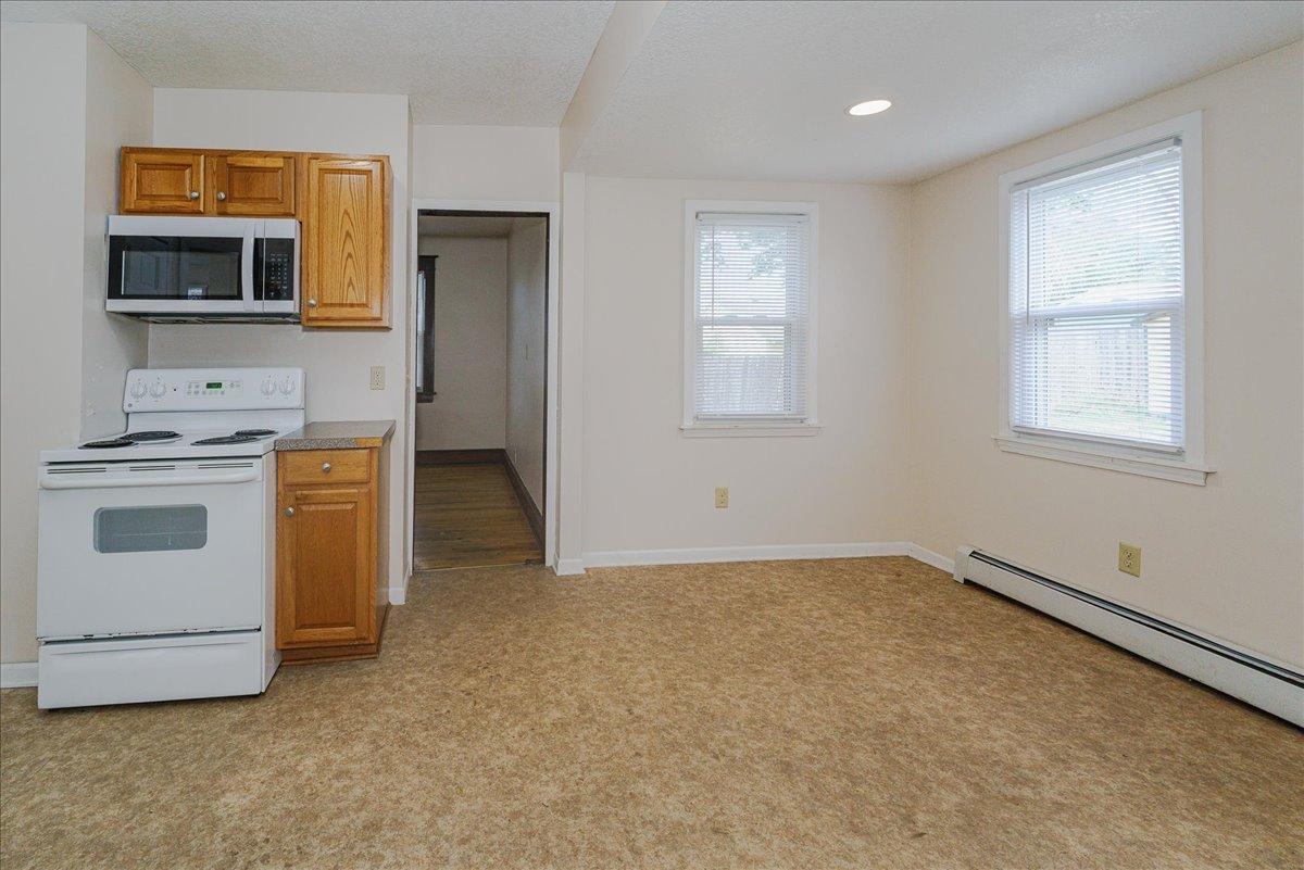 View of Residential at 843 Ivy Avenue, Saint Paul MN 55106, Saint Paul (8 of 27) - Mike Wilen | Minnesota Team Real Estate