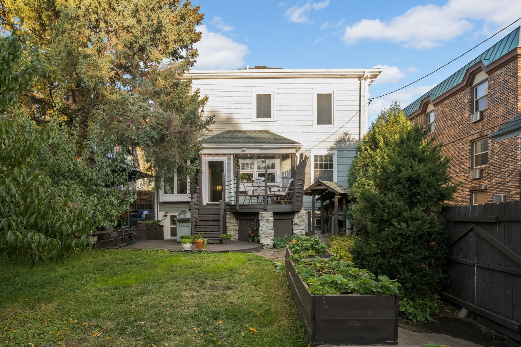 View of Residential at 2226 Pleasant Avenue, Minneapolis MN 55404, Minneapolis (32 of 47) - Mike Wilen | Minnesota Team Real Estate
