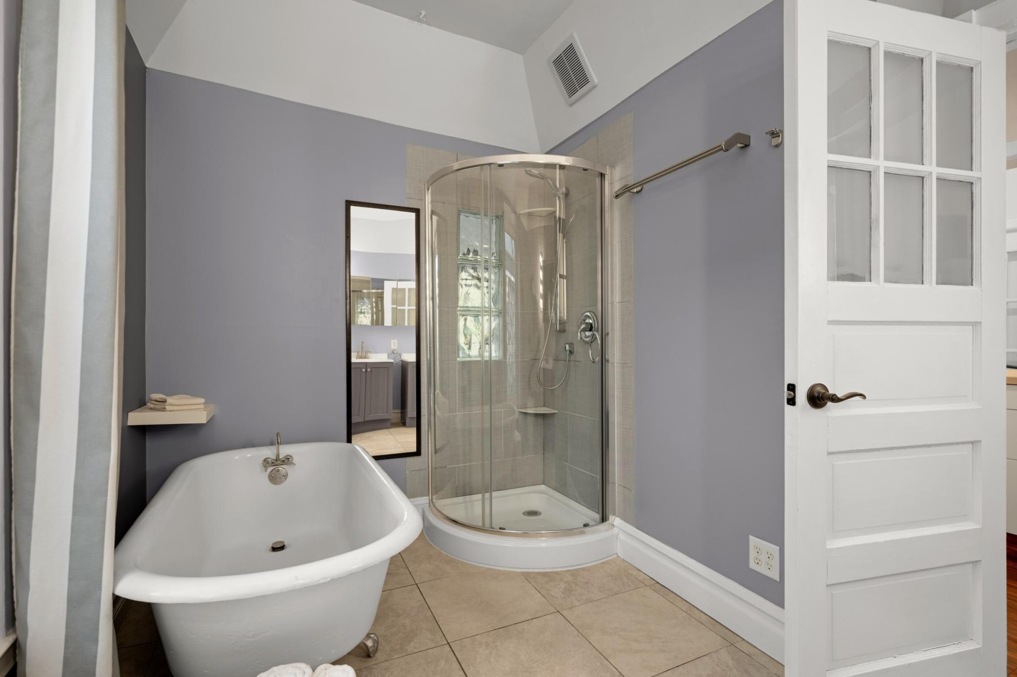 View of Residential at 2226 Pleasant Avenue, Minneapolis MN 55404, Minneapolis (25 of 47) - Mike Wilen | Minnesota Team Real Estate