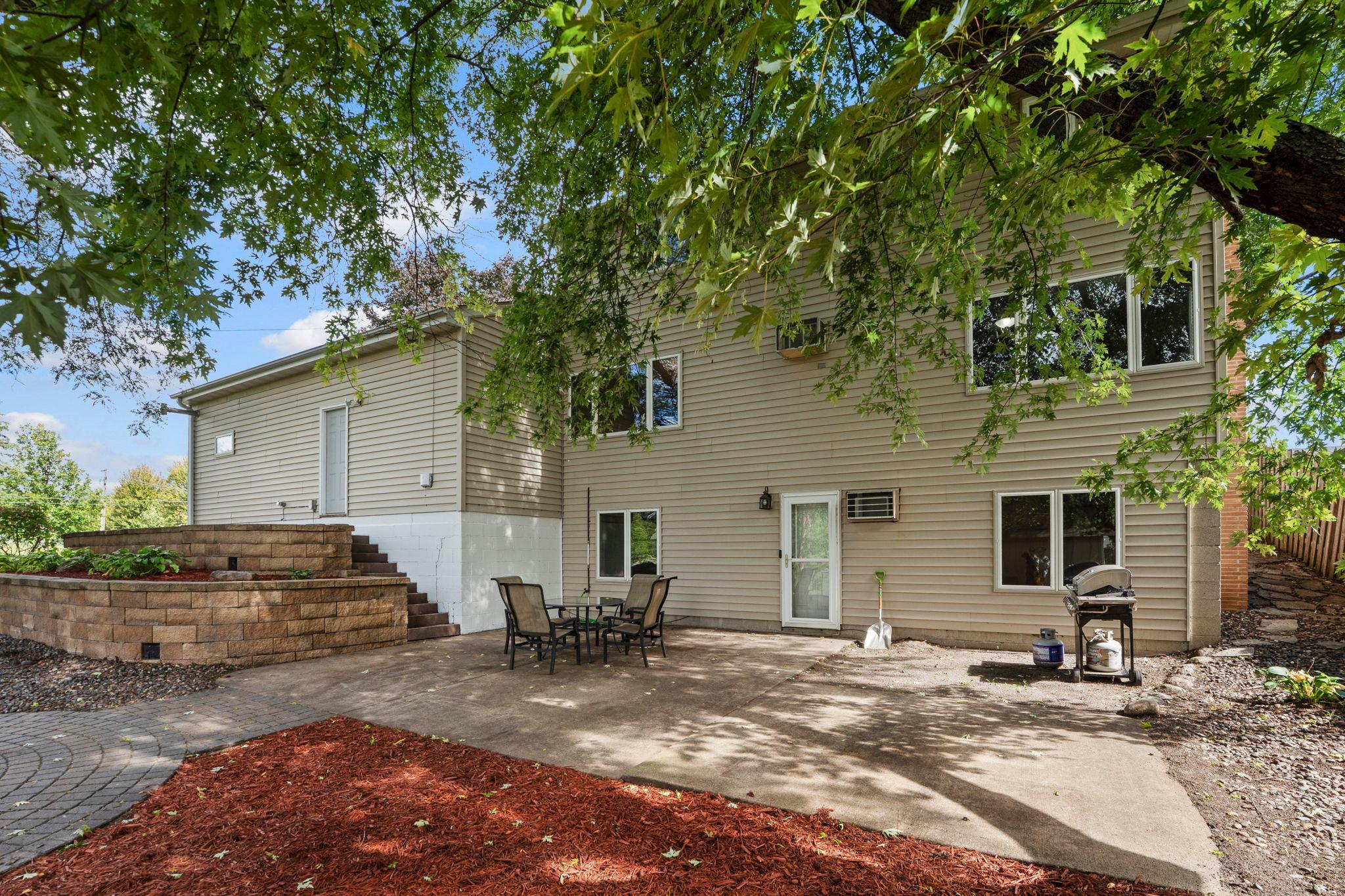 View of Residential at 4051 Brunswick Avenue, Crystal MN 55422, Crystal (34 of 38) - Mike Wilen | Minnesota Team Real Estate