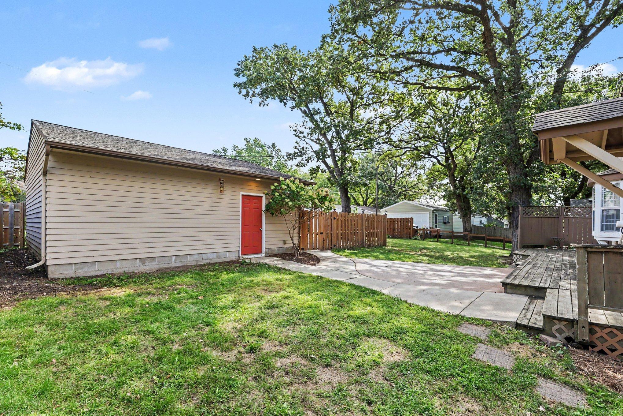 View of Residential at 3317 Yosemite Avenue, Saint Louis Park MN 55416, Saint Louis Park (26 of 30) - Mike Wilen | Minnesota Team Real Estate