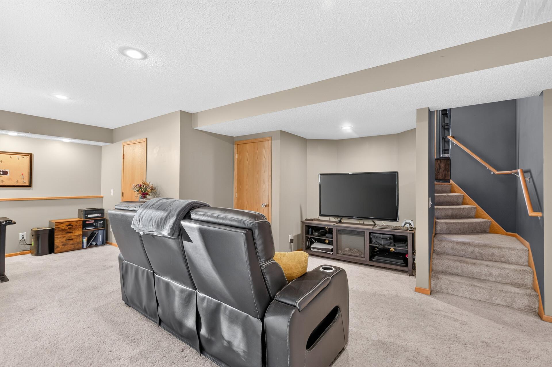 View of Residential at 18396 Everest Path, Farmington MN 55024, Farmington (32 of 52) - Mike Wilen | Minnesota Team Real Estate