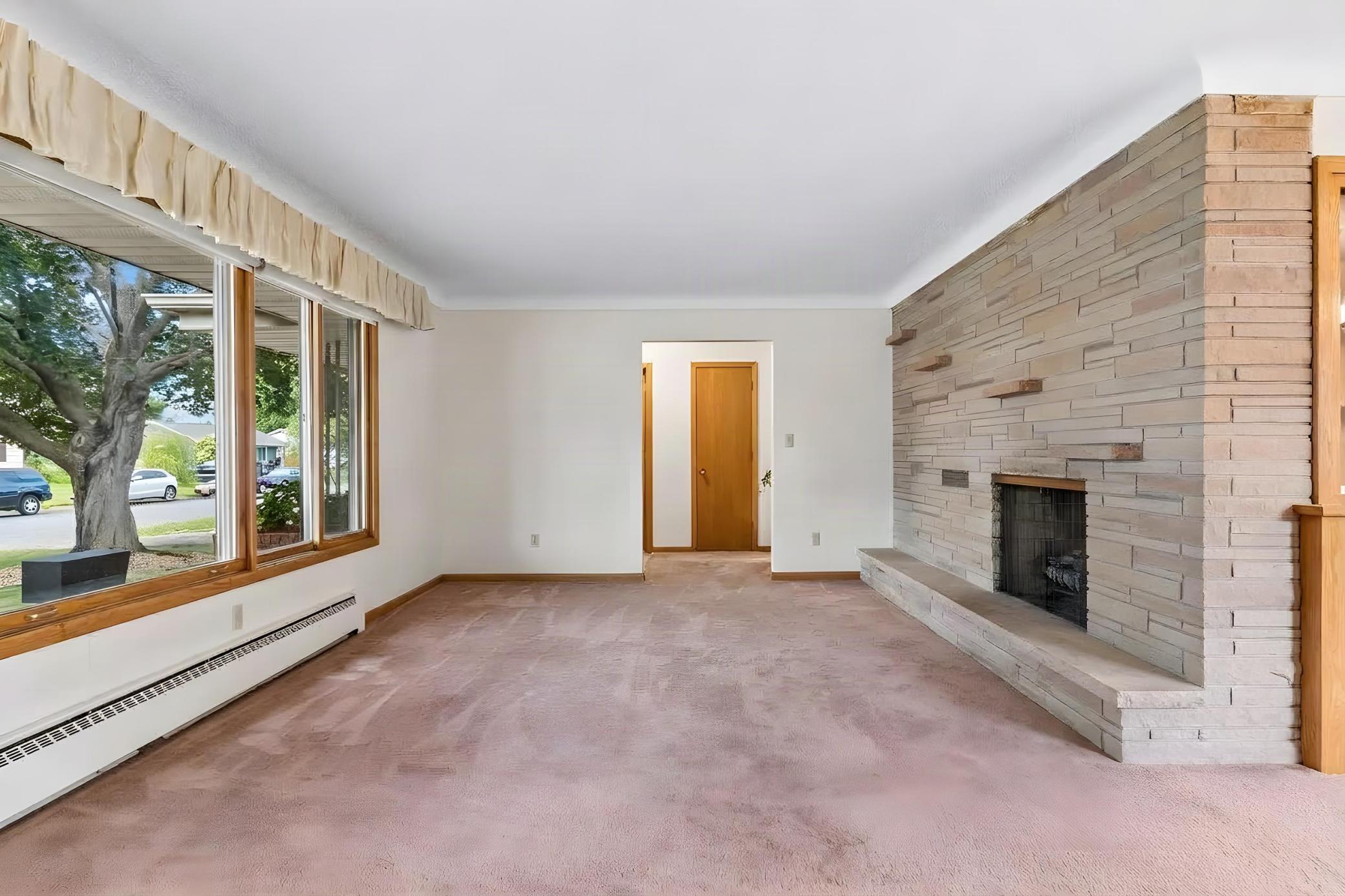 View of Residential at 202 Ash Street, South Saint Paul MN 55075, South Saint Paul (7 of 46) - Mike Wilen | Minnesota Team Real Estate
