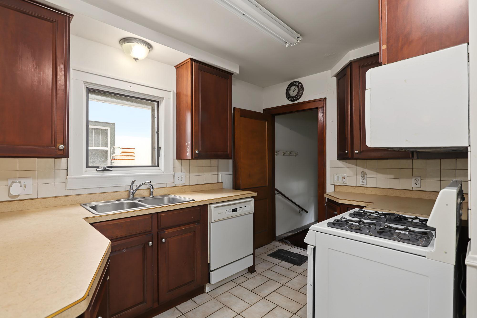View of Residential at 3023 32nd Avenue, Minneapolis MN 55406, Minneapolis (12 of 31) - Mike Wilen | Minnesota Team Real Estate