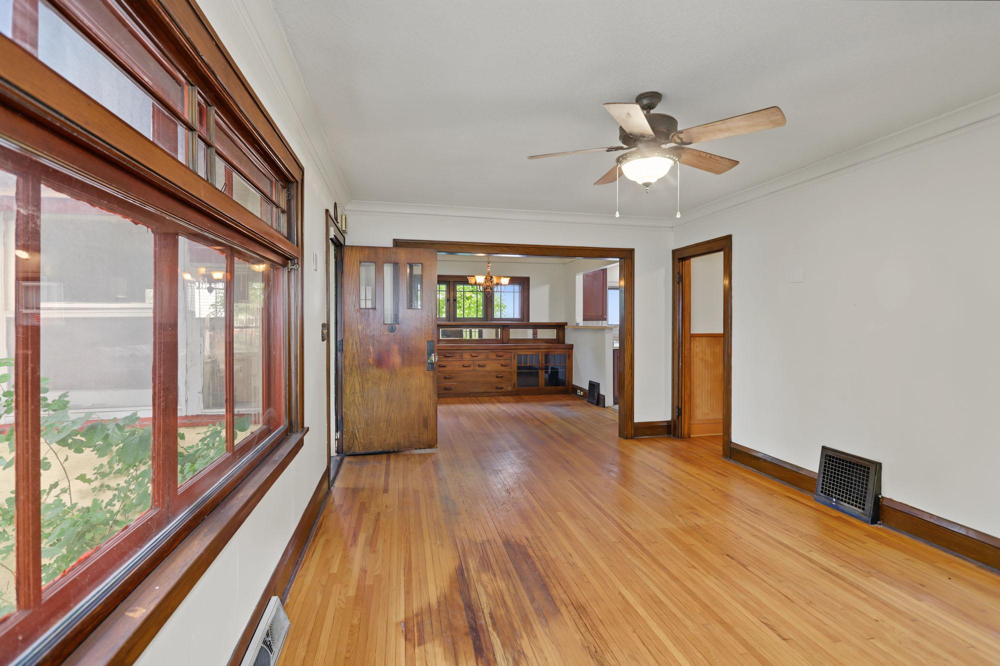 View of Residential at 3023 32nd Avenue, Minneapolis MN 55406, Minneapolis (7 of 31) - Mike Wilen | Minnesota Team Real Estate