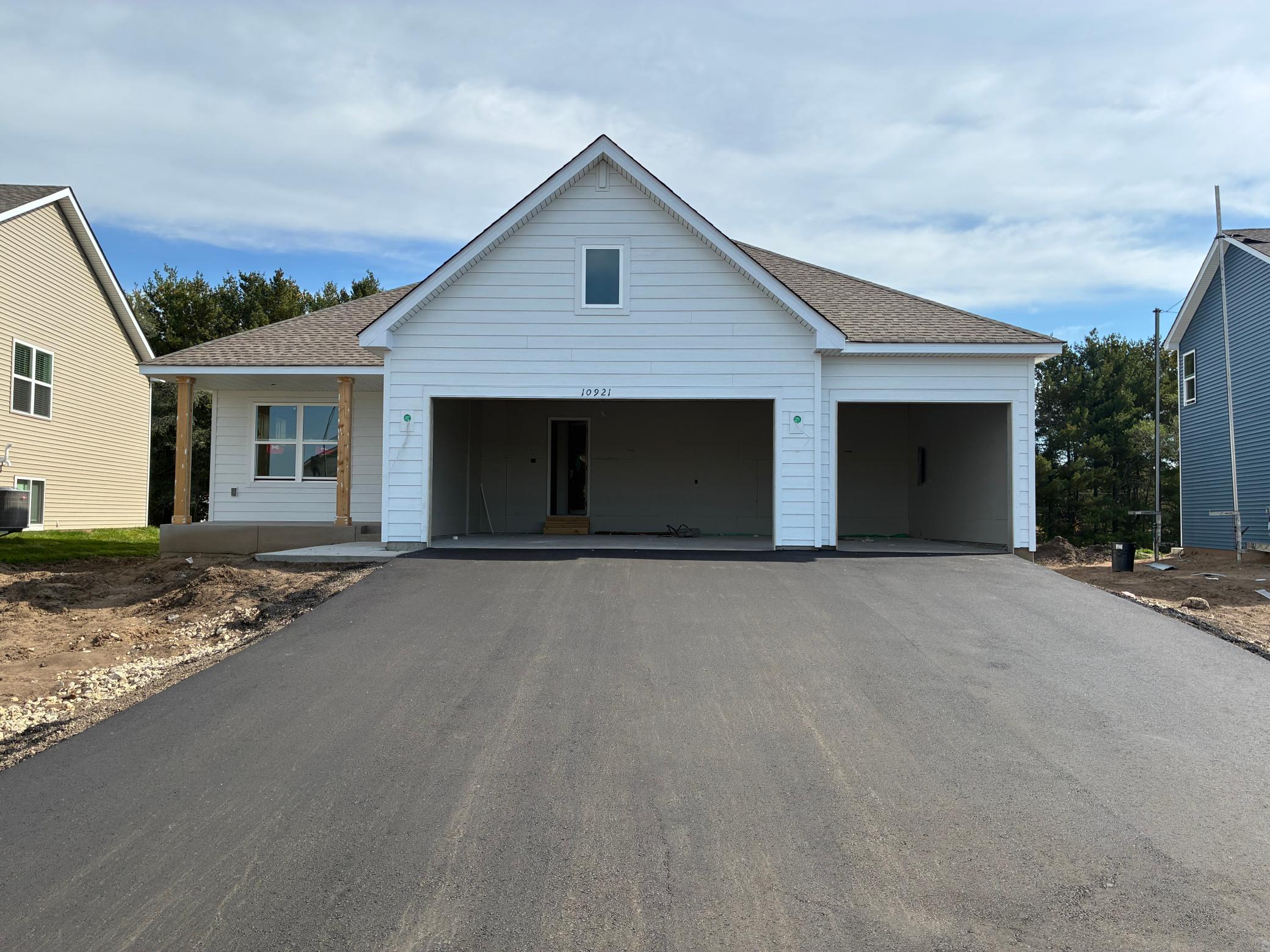 View of Single Family at 10921 Henslowe Avenue, Cottage Grove - Mike Wilen | Minnesota Team Real Estate