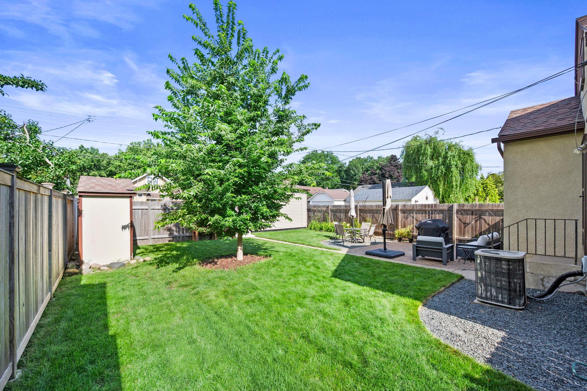 View of Residential at 2704 Garfield Street, Minneapolis MN 55418, Minneapolis (40 of 57) - Mike Wilen | Minnesota Team Real Estate