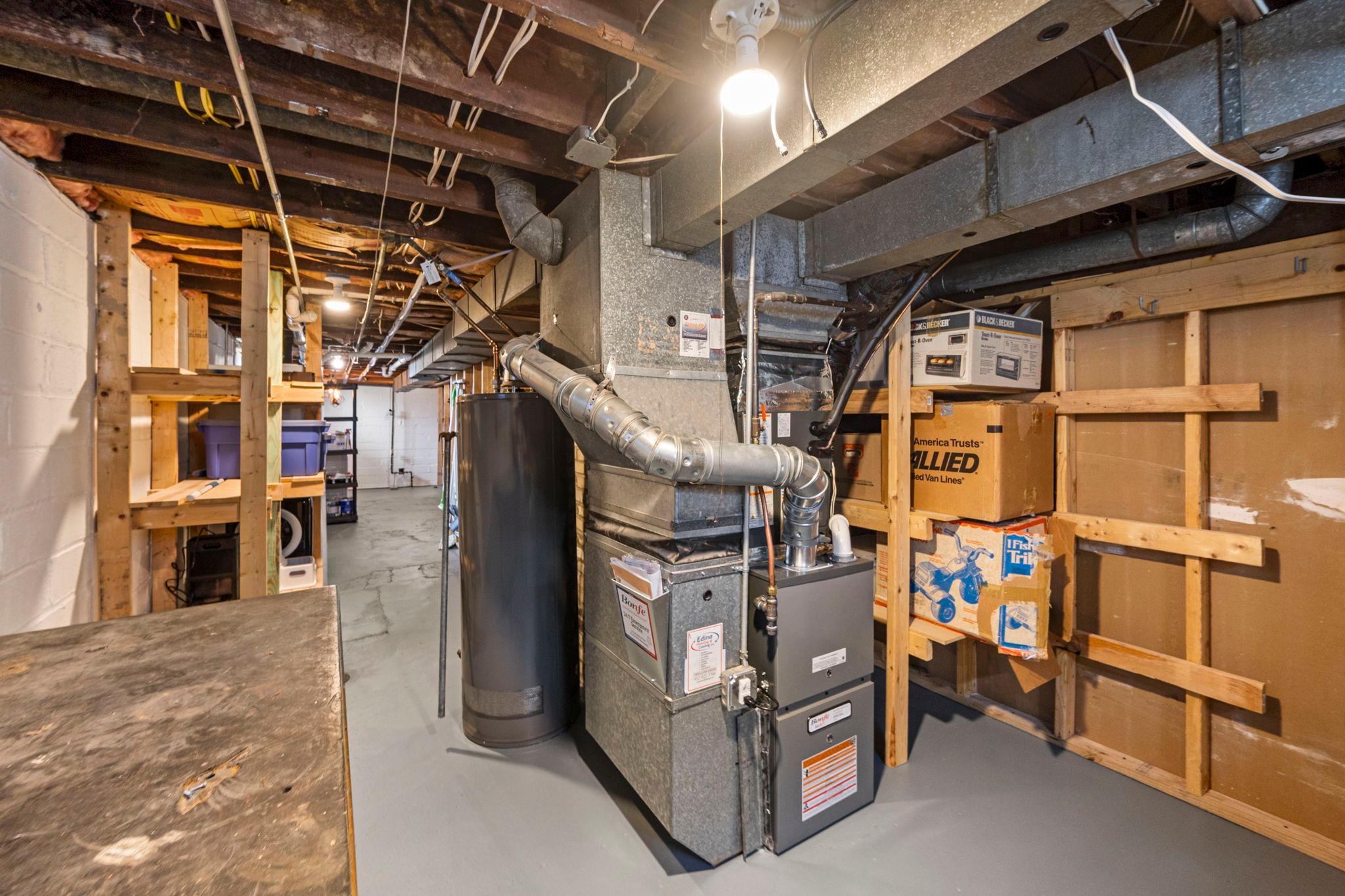 View of Residential at 2704 Garfield Street, Minneapolis MN 55418, Minneapolis (36 of 57) - Mike Wilen | Minnesota Team Real Estate