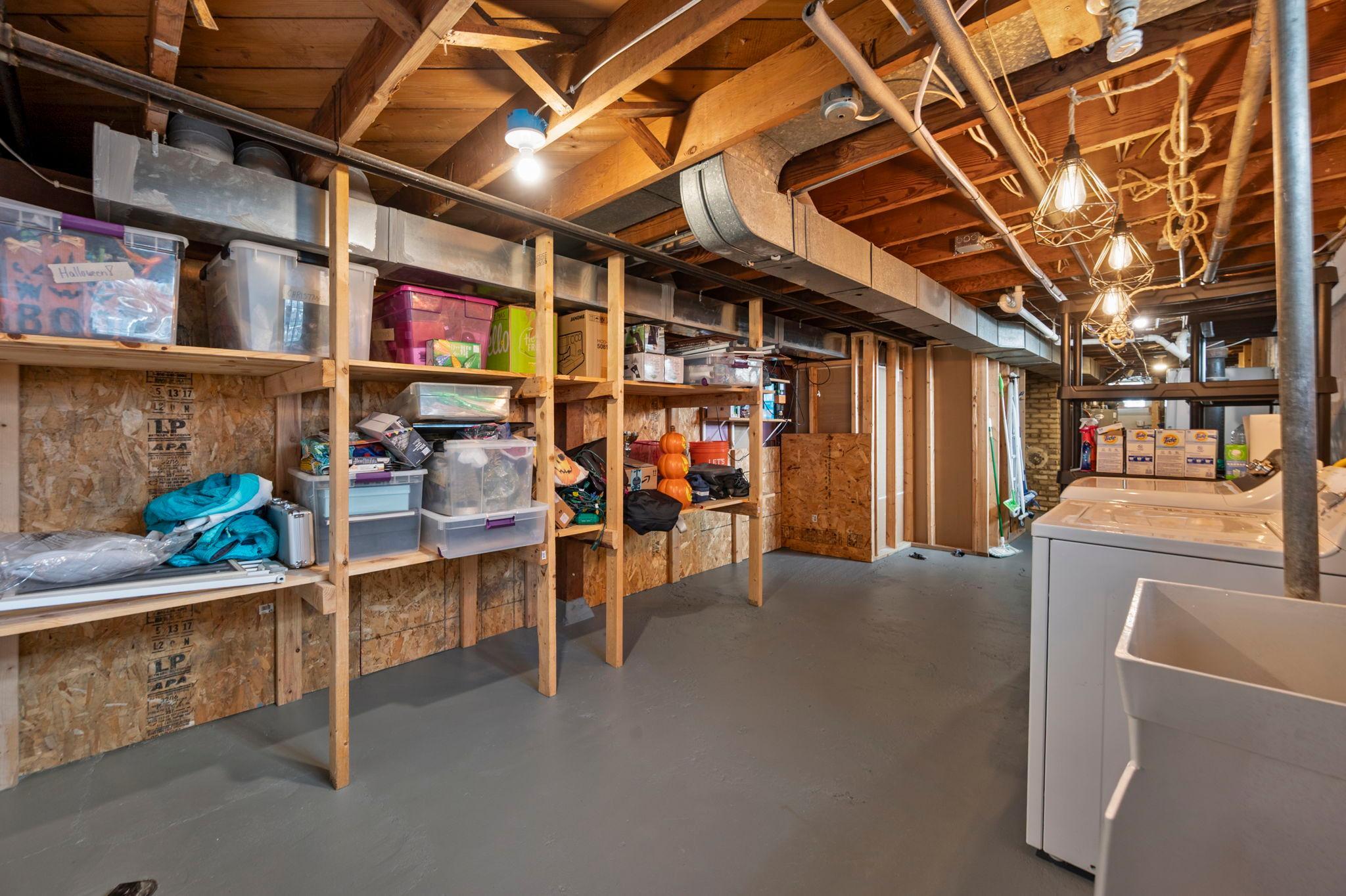 View of Residential at 2704 Garfield Street, Minneapolis MN 55418, Minneapolis (34 of 57) - Mike Wilen | Minnesota Team Real Estate