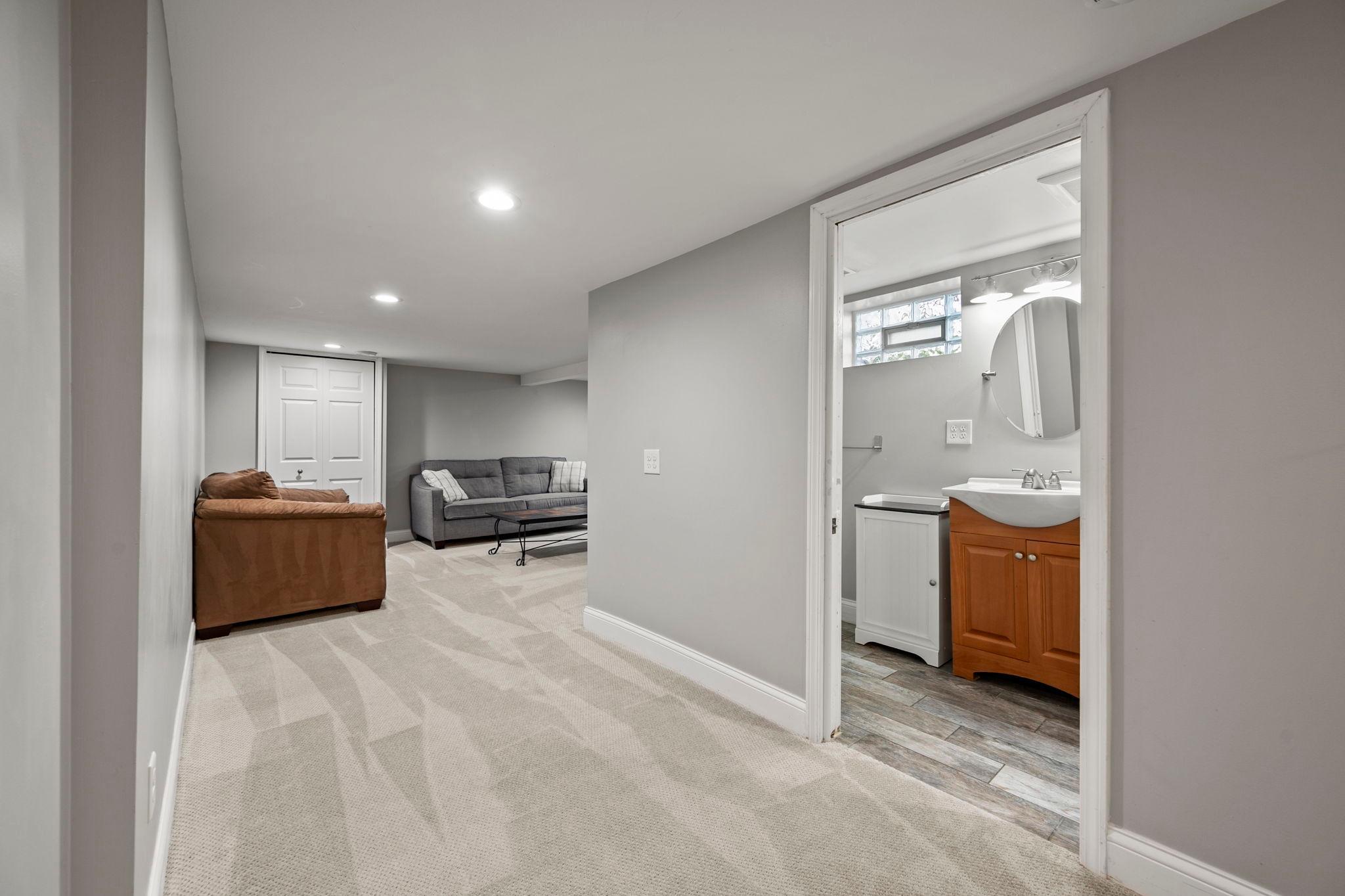 View of Residential at 2704 Garfield Street, Minneapolis MN 55418, Minneapolis (26 of 57) - Mike Wilen | Minnesota Team Real Estate