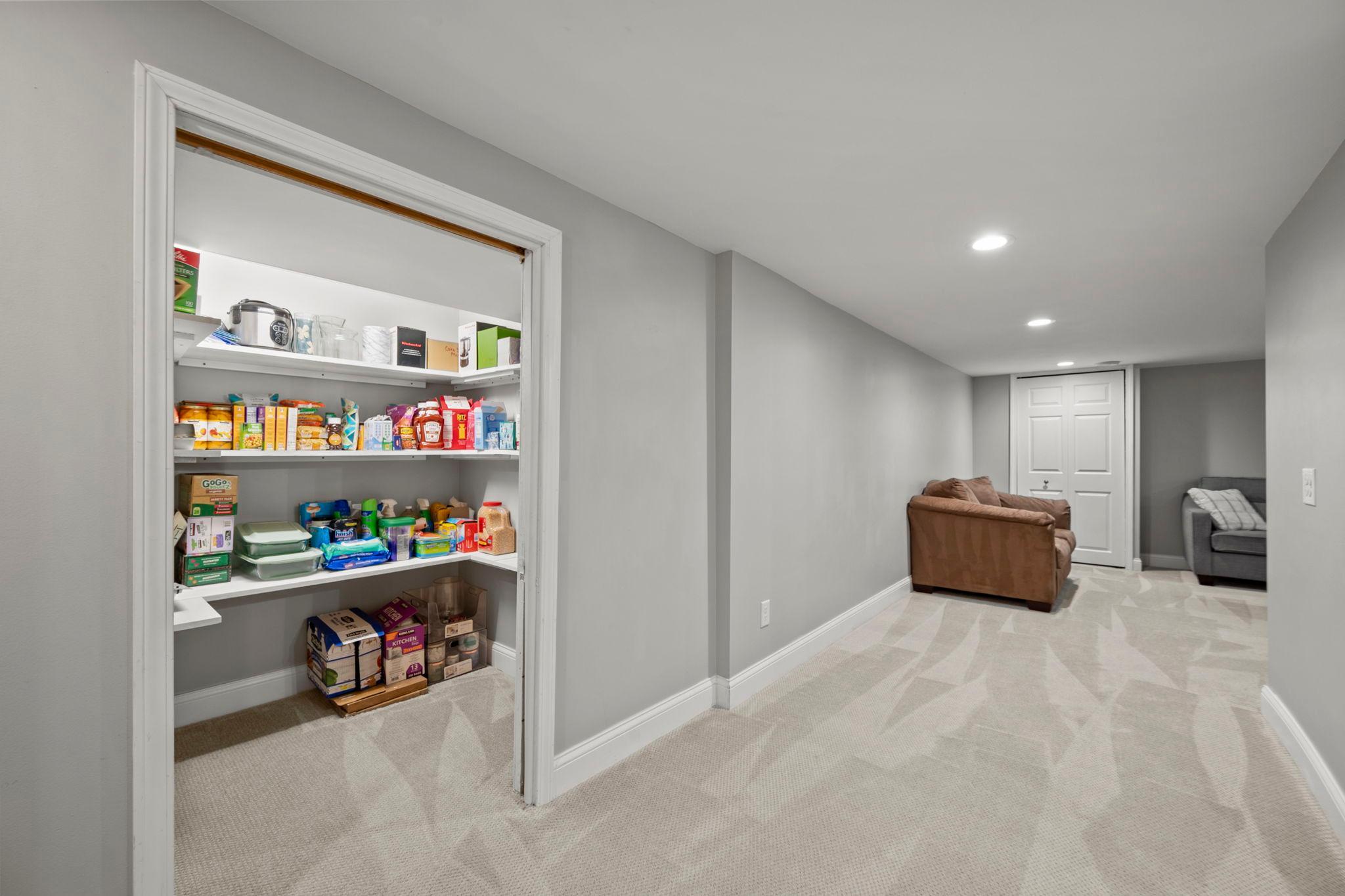 View of Residential at 2704 Garfield Street, Minneapolis MN 55418, Minneapolis (29 of 57) - Mike Wilen | Minnesota Team Real Estate