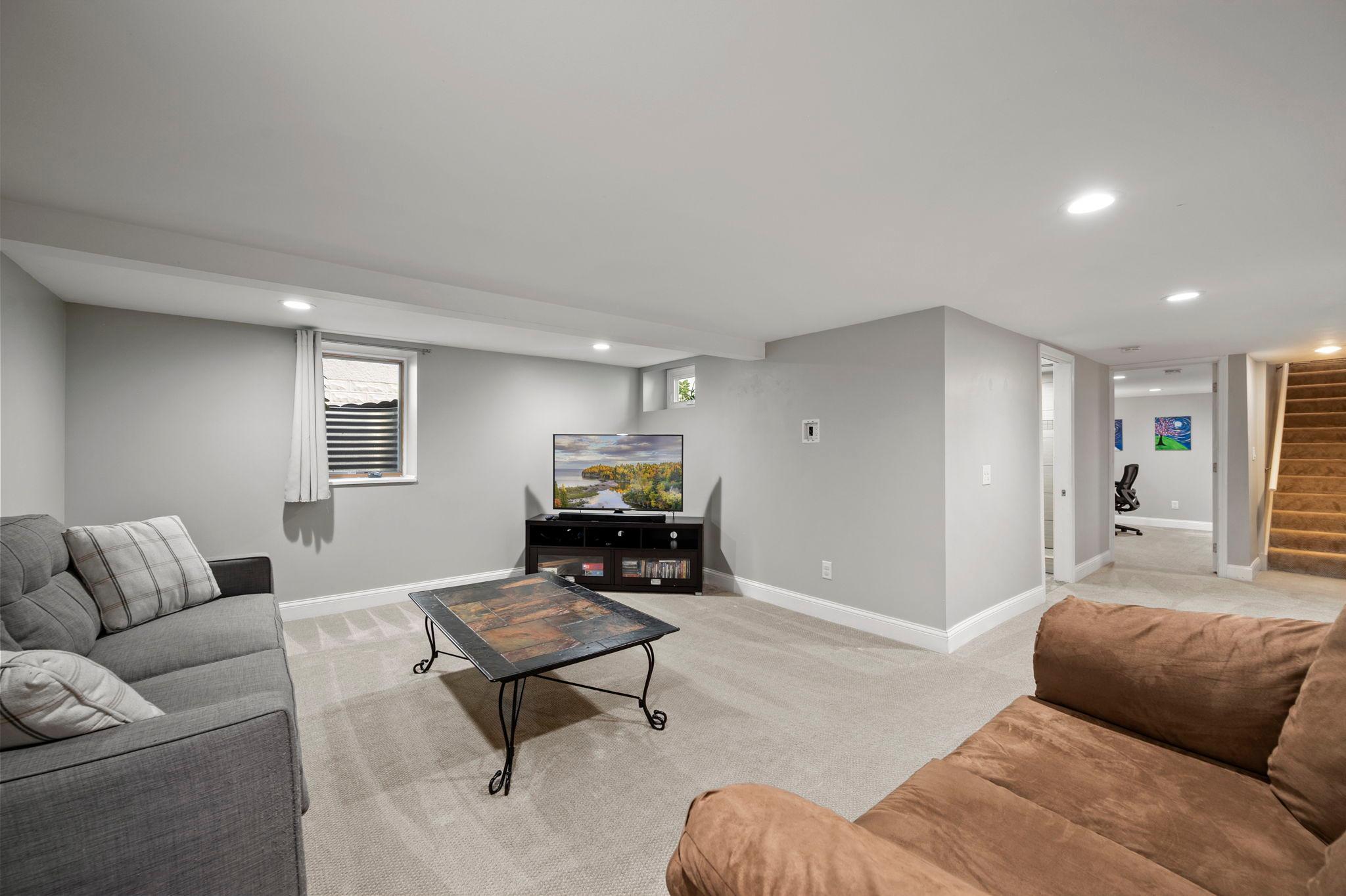 View of Residential at 2704 Garfield Street, Minneapolis MN 55418, Minneapolis (23 of 57) - Mike Wilen | Minnesota Team Real Estate