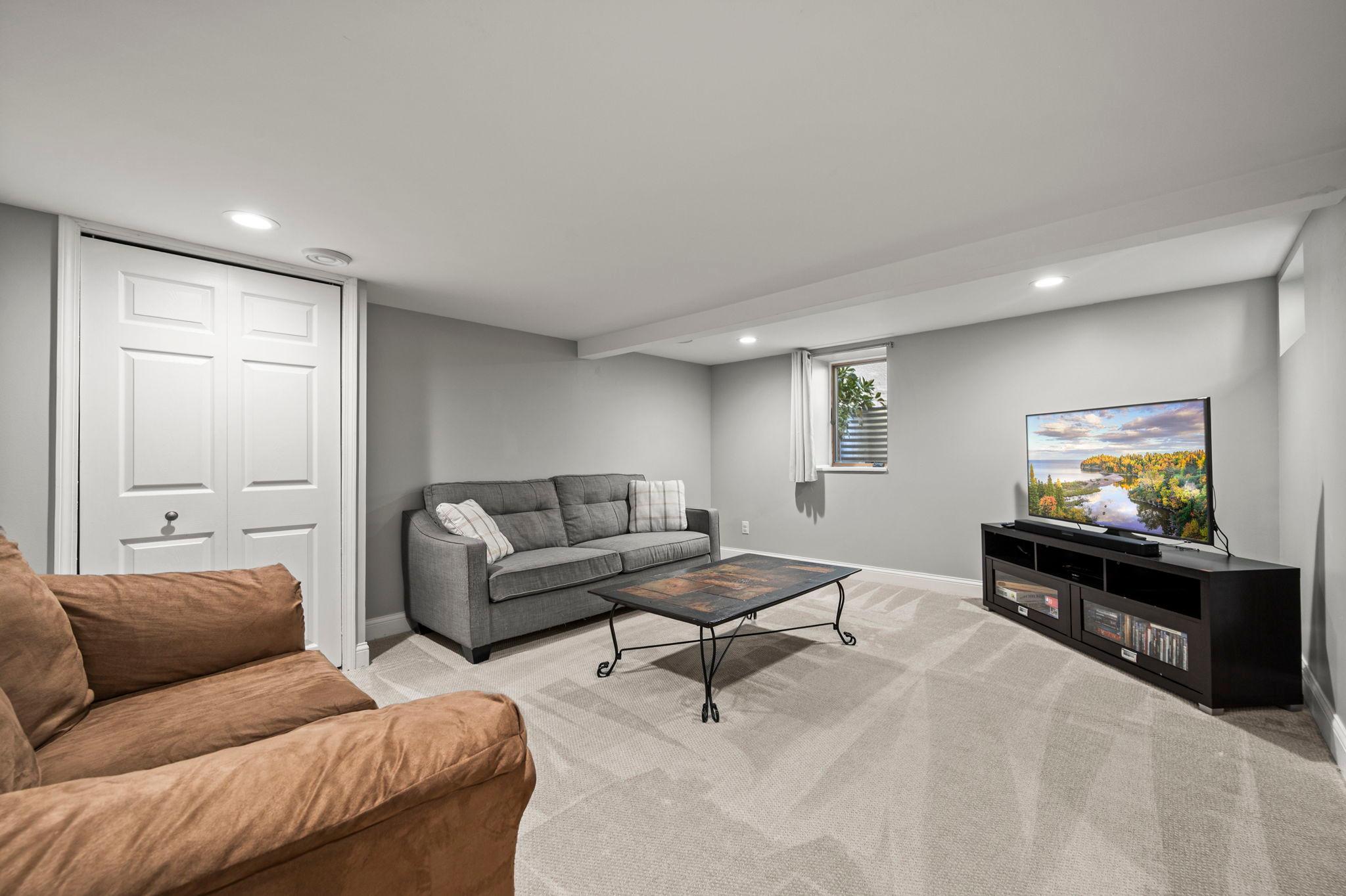 View of Residential at 2704 Garfield Street, Minneapolis MN 55418, Minneapolis (24 of 57) - Mike Wilen | Minnesota Team Real Estate