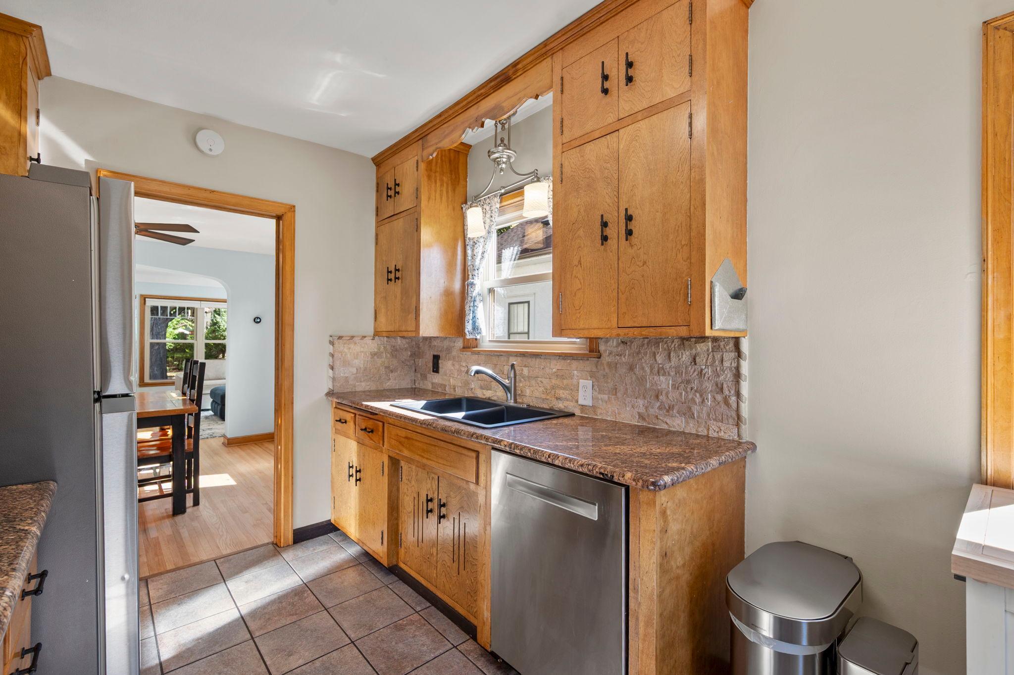 View of Residential at 2704 Garfield Street, Minneapolis MN 55418, Minneapolis (10 of 57) - Mike Wilen | Minnesota Team Real Estate