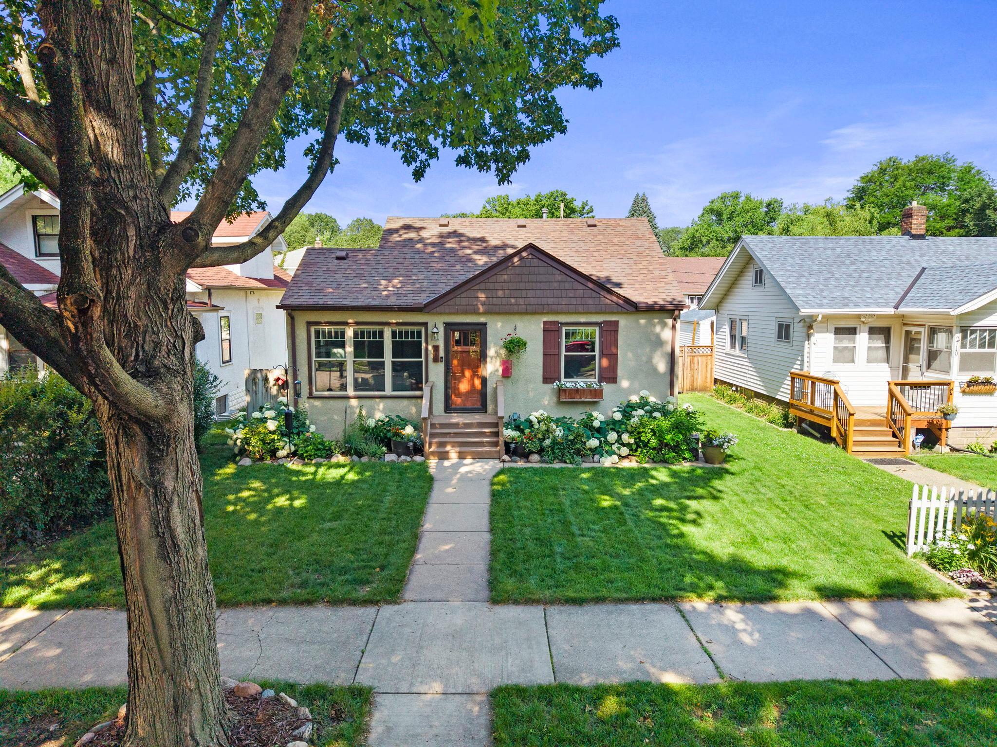 View of Residential at 2704 Garfield Street, Minneapolis MN 55418, Minneapolis (51 of 57) - Mike Wilen | Minnesota Team Real Estate